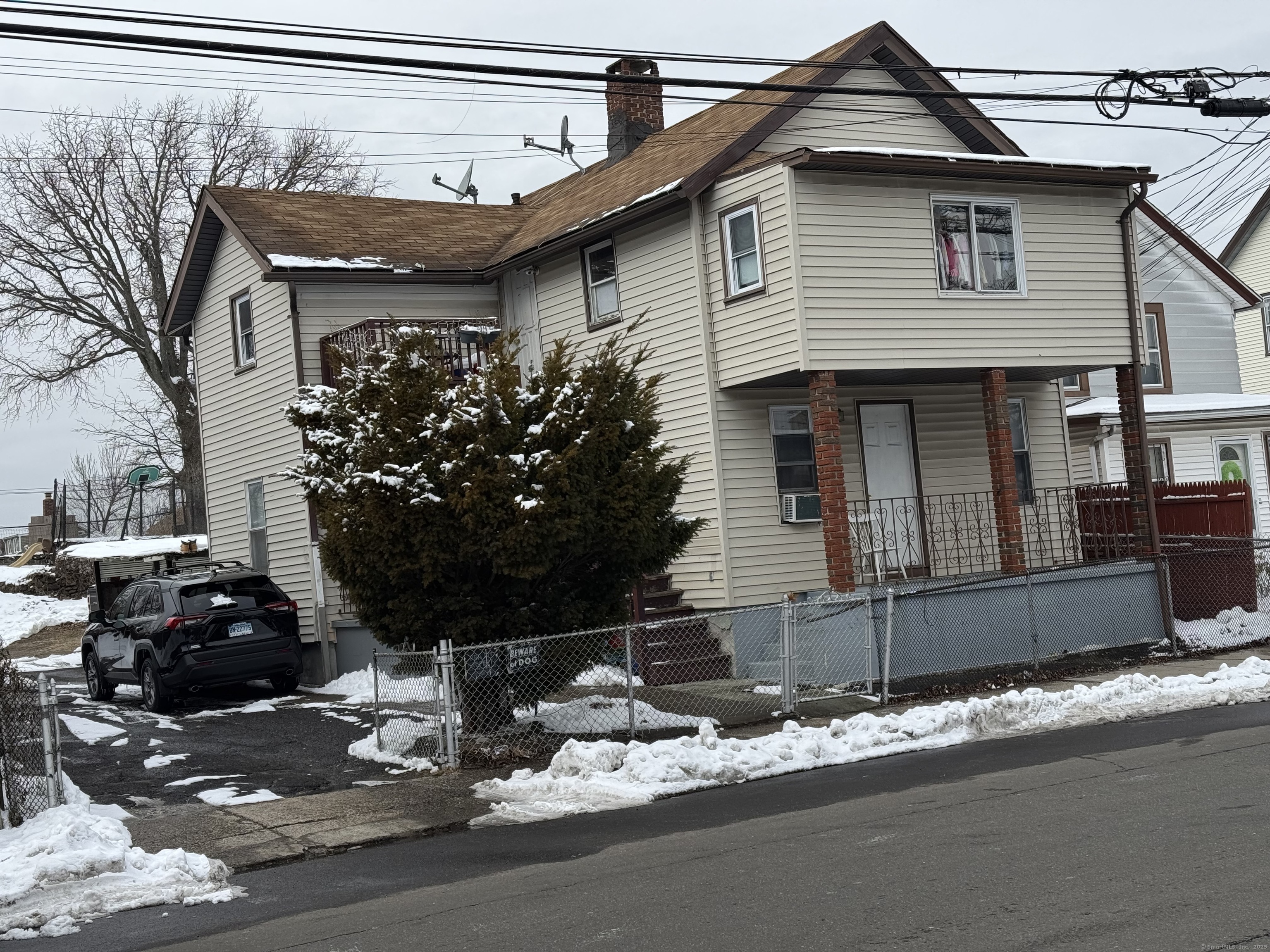 24074178 Property Photo 1