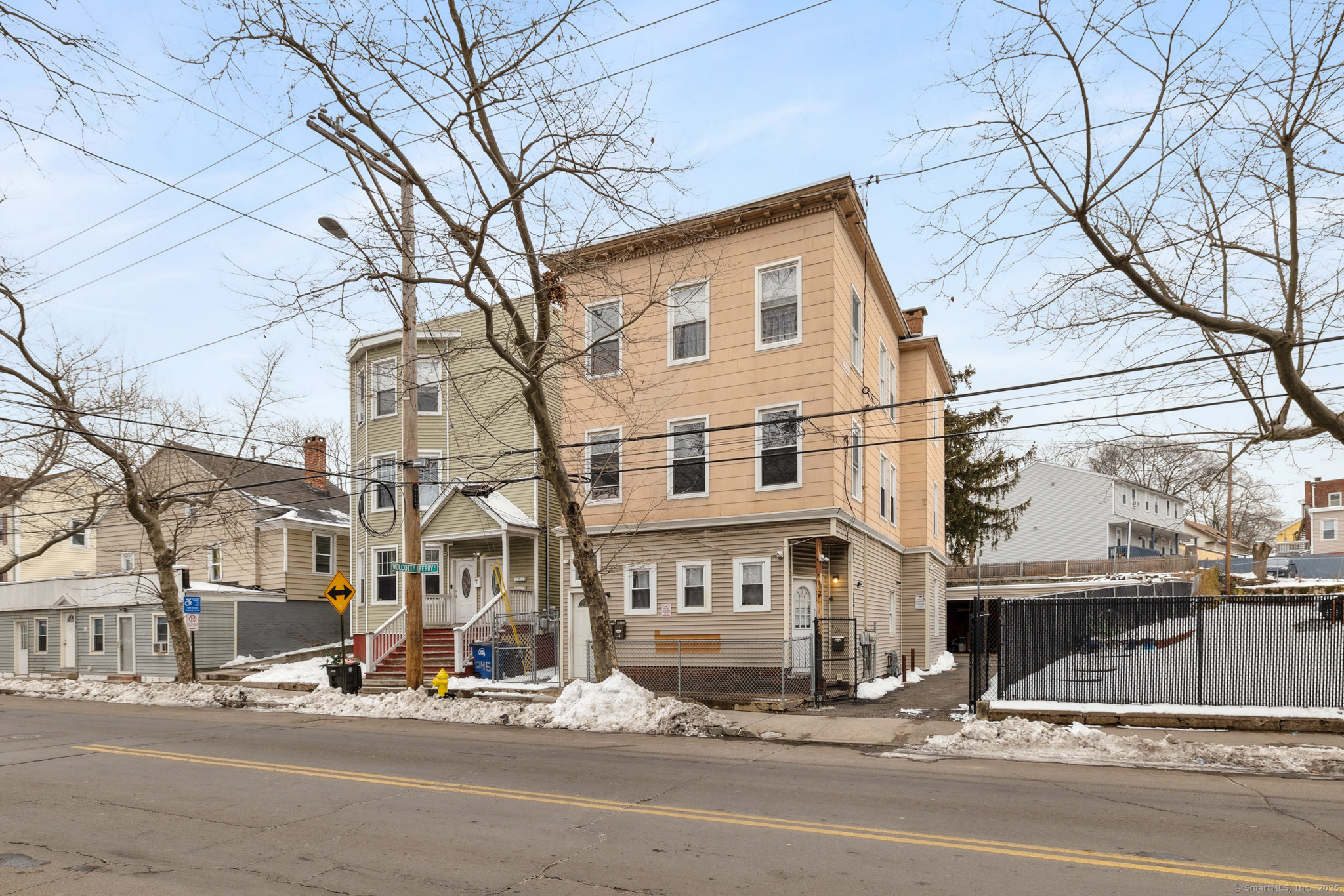 241 Ferry Street Property Photo 2