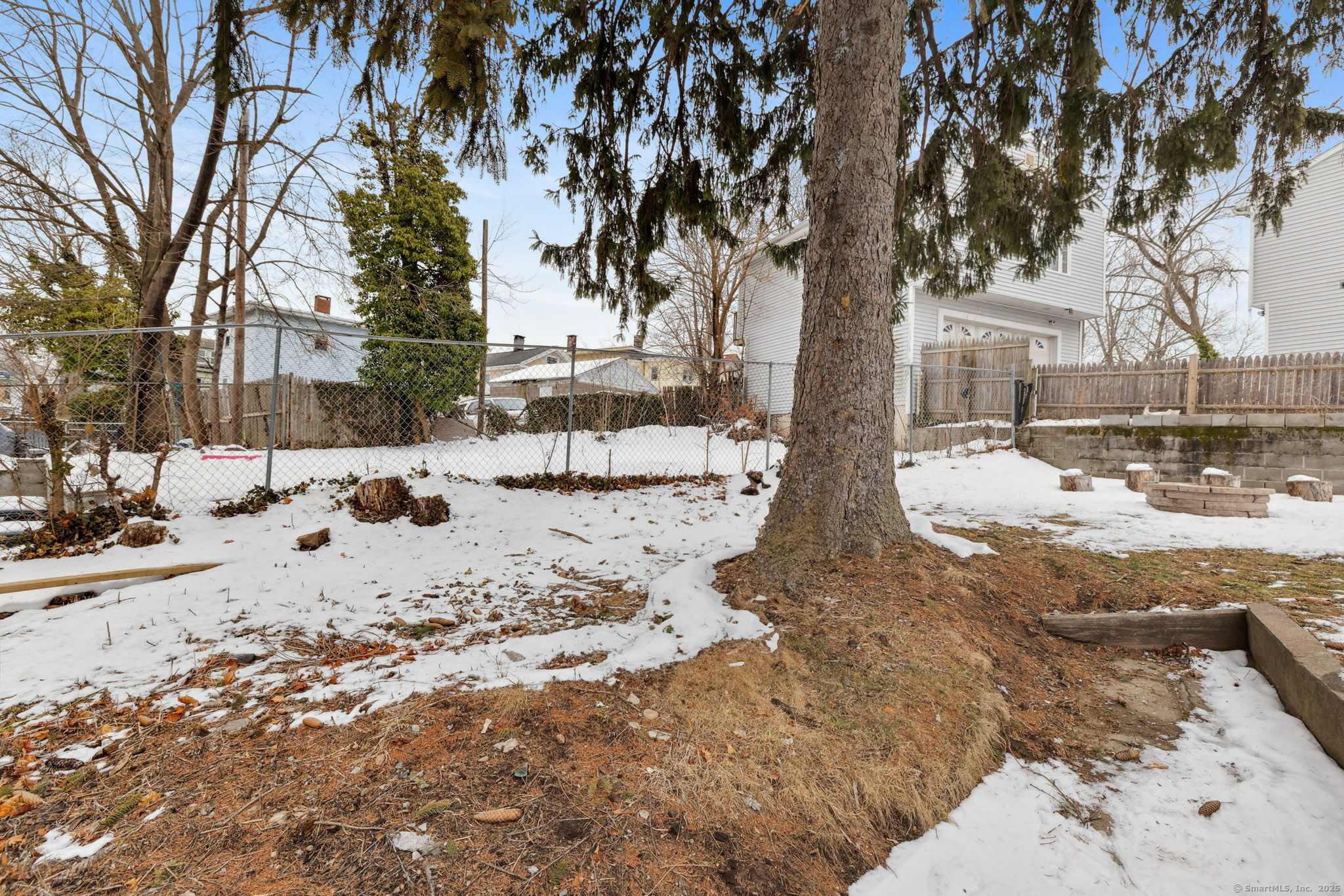 241 Ferry Street Property Photo 7