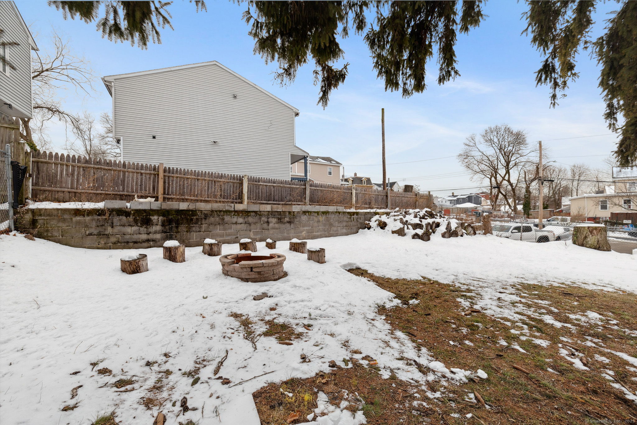 241 Ferry Street Property Photo 9