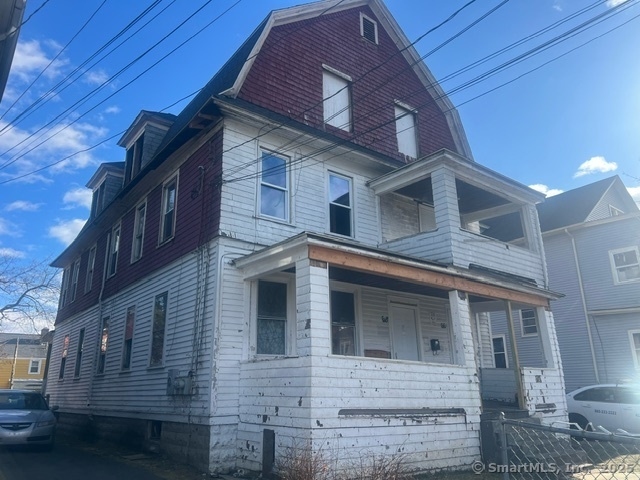 66-68 Adams Street Property Photo 2