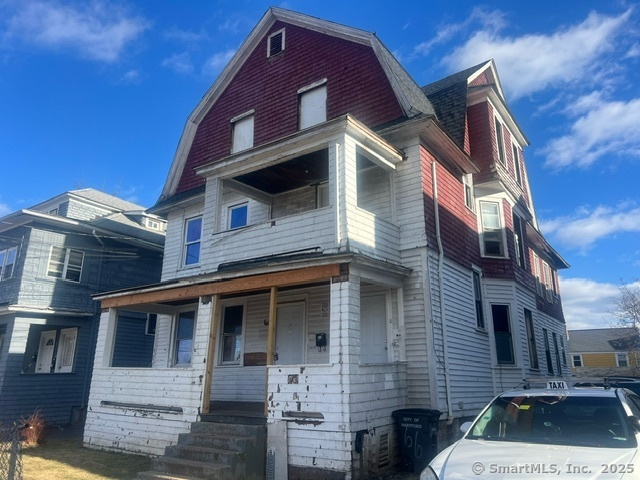 66-68 Adams Street Property Photo 3