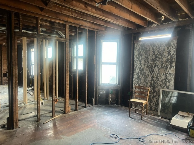 66-68 Adams Street Property Photo 10