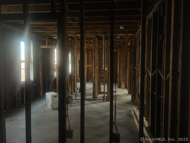 66-68 Adams Street Property Photo 11