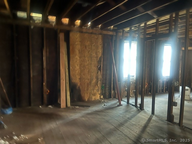 66-68 Adams Street Property Photo 13