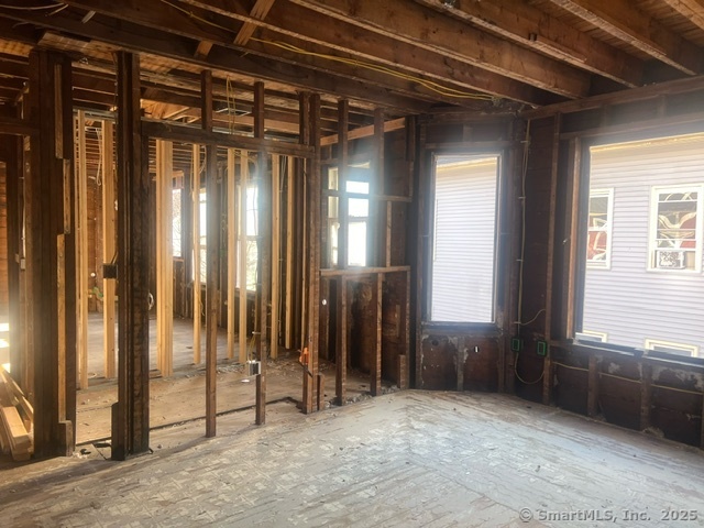 66-68 Adams Street Property Photo 21