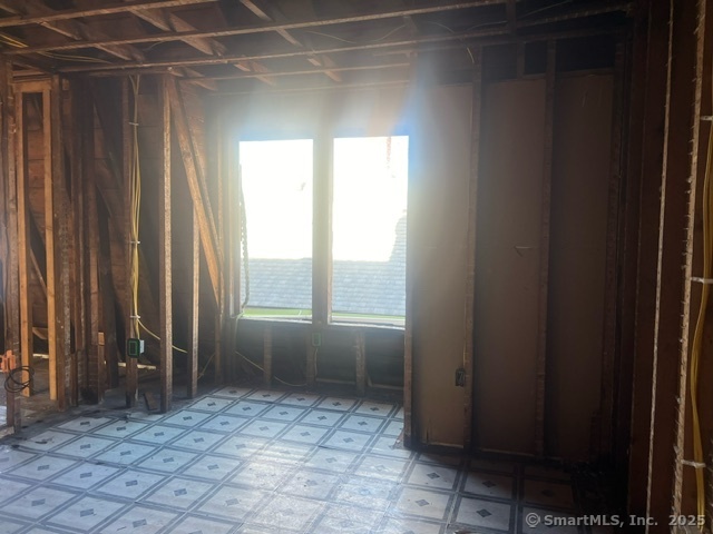 66-68 Adams Street Property Photo 23