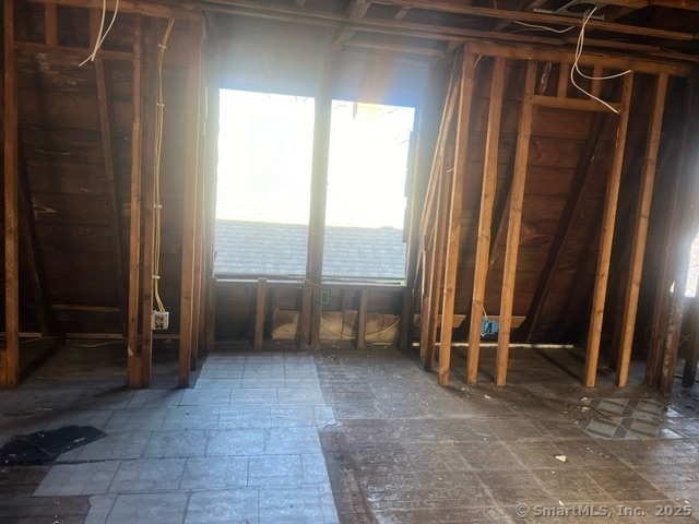 66-68 Adams Street Property Photo 26