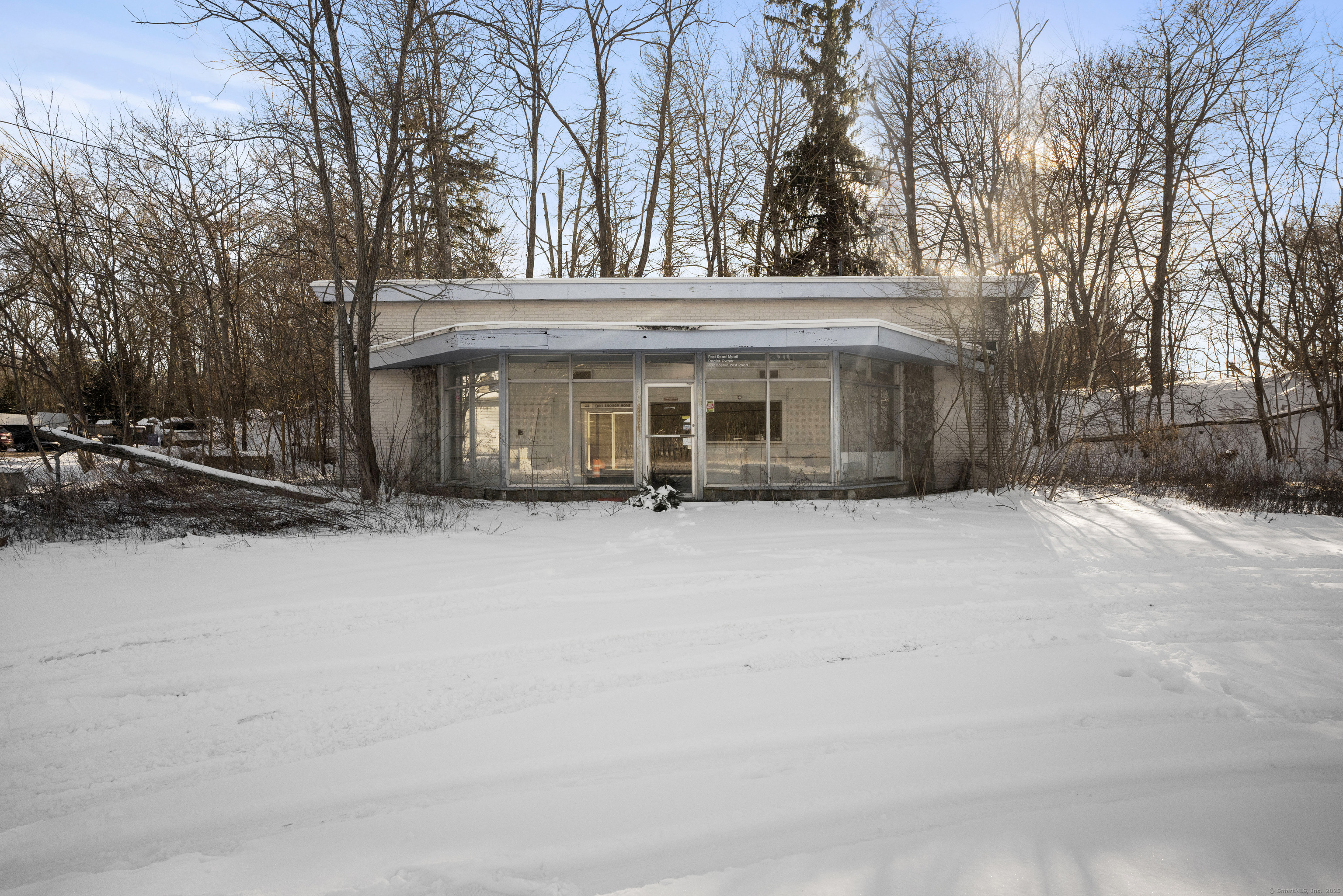 436 Boston Post Rd Property Photo 5