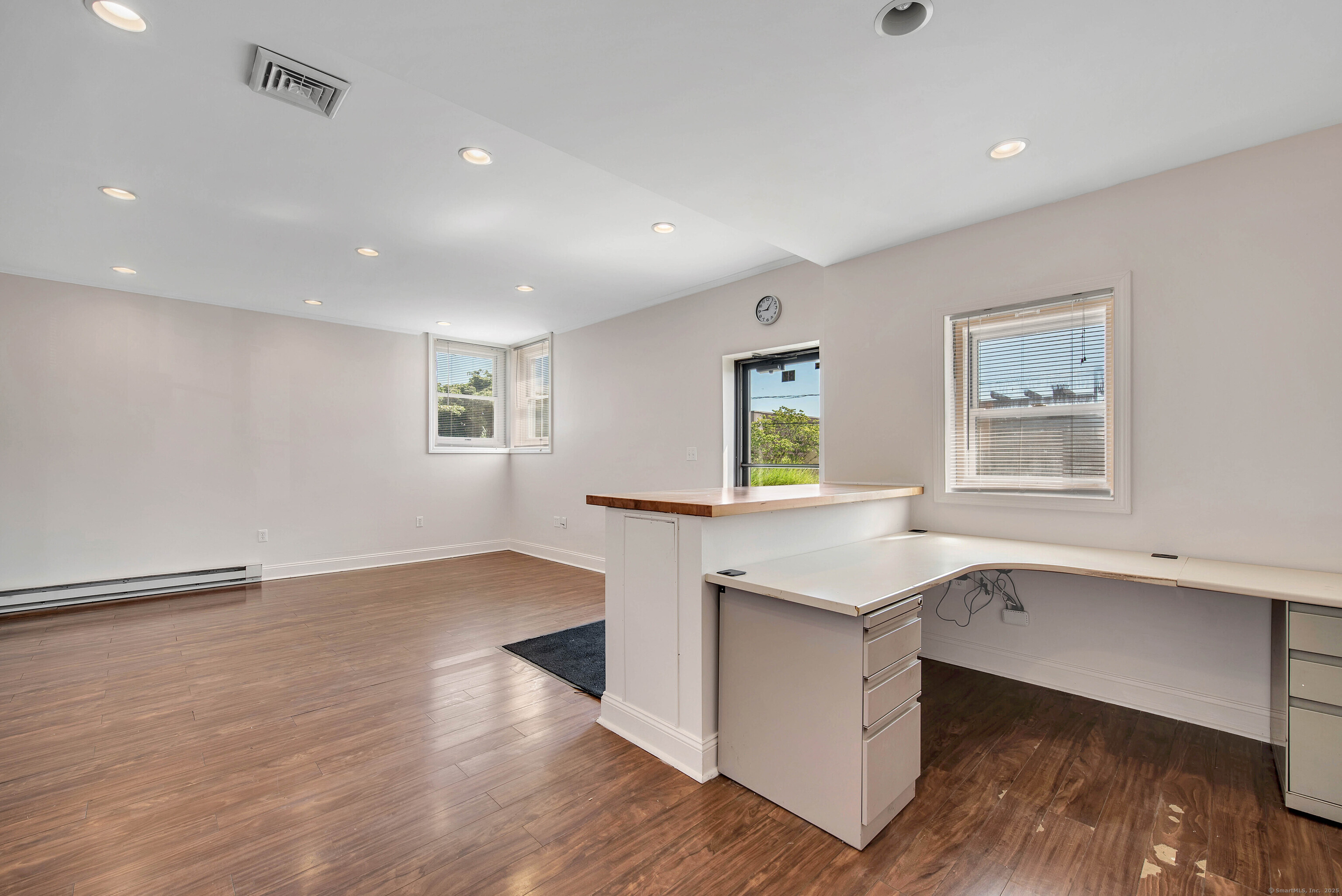 87 Custer Street Property Photo 12