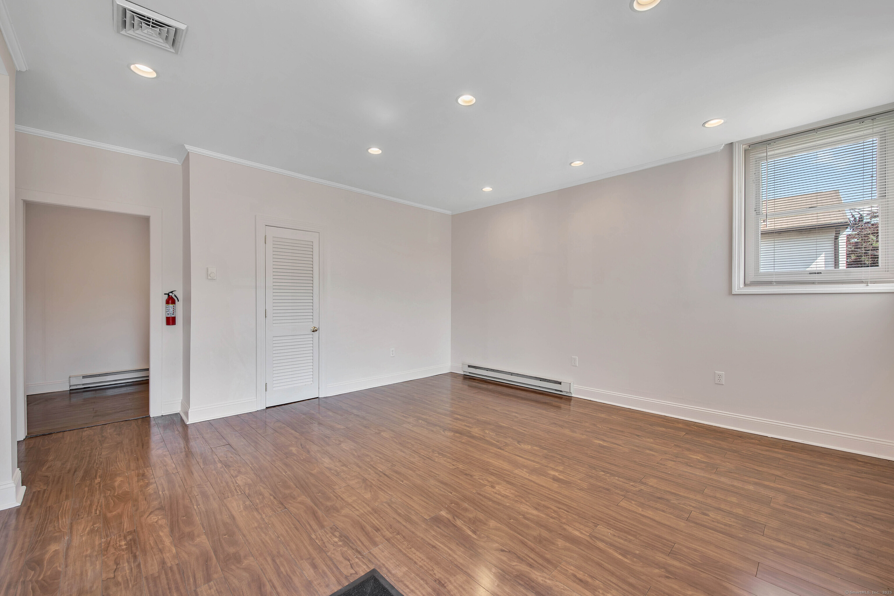 87 Custer Street Property Photo 14