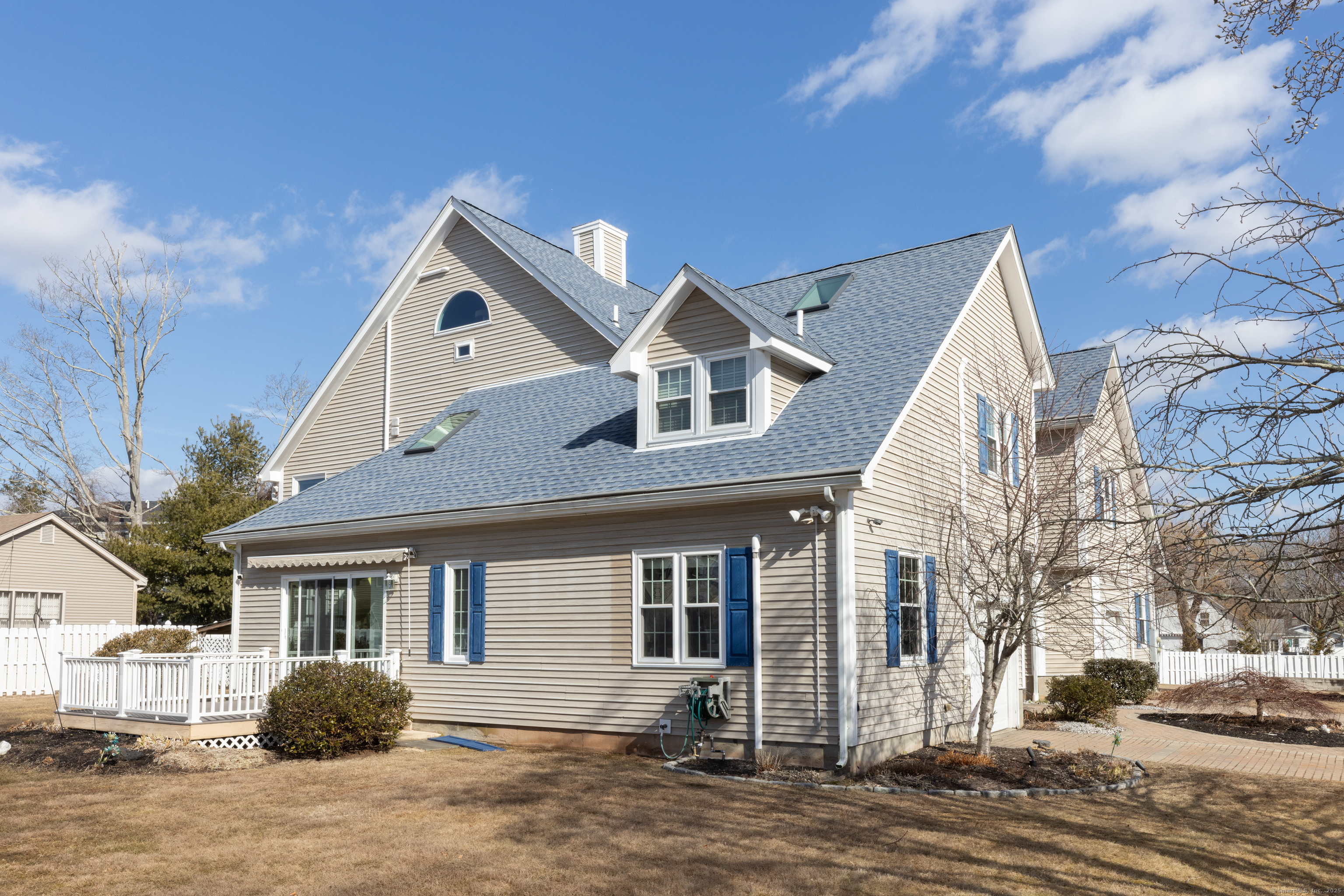 94 Waldron Drive Property Photo 34