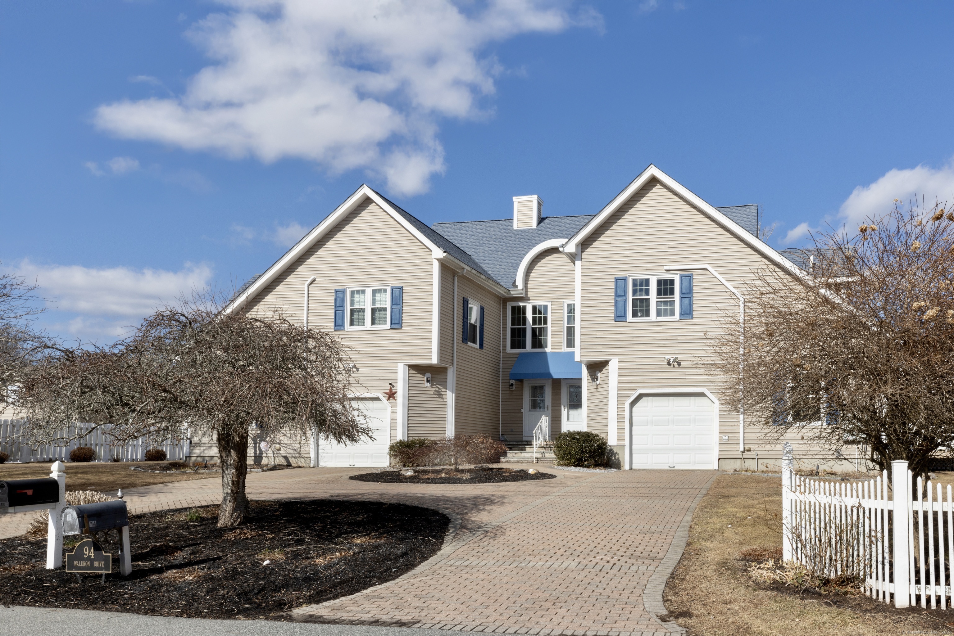 94 Waldron Drive Property Photo 35
