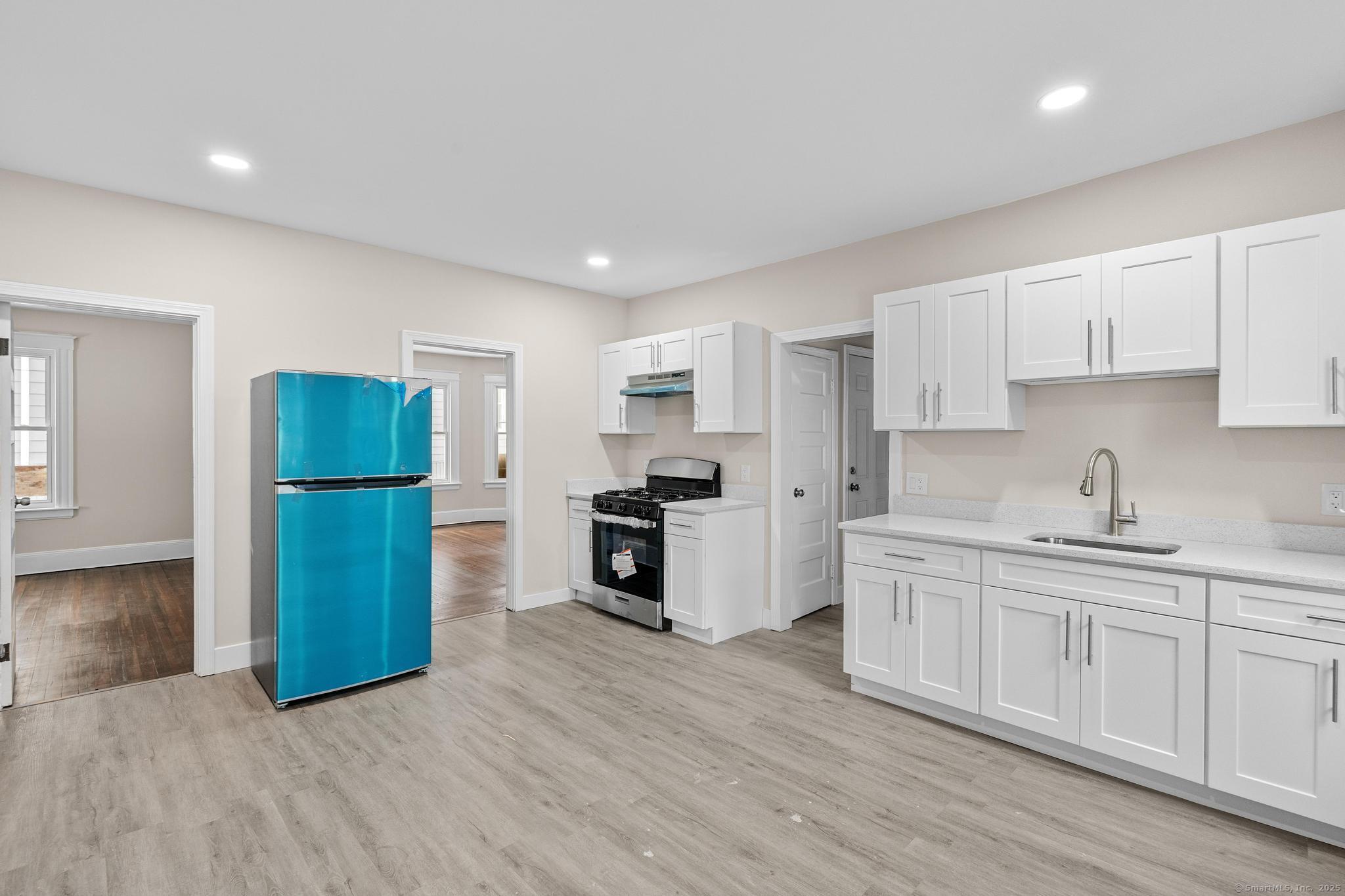 541 Church Street Property Photo 7