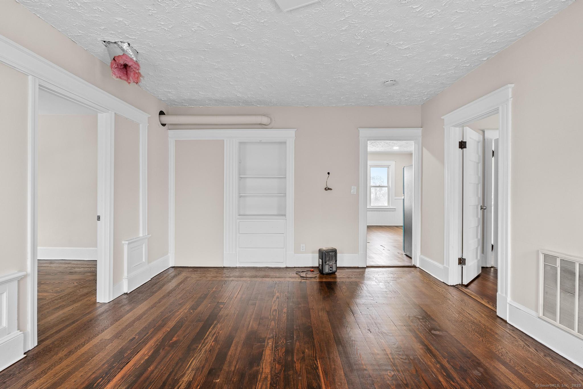 541 Church Street Property Photo 23