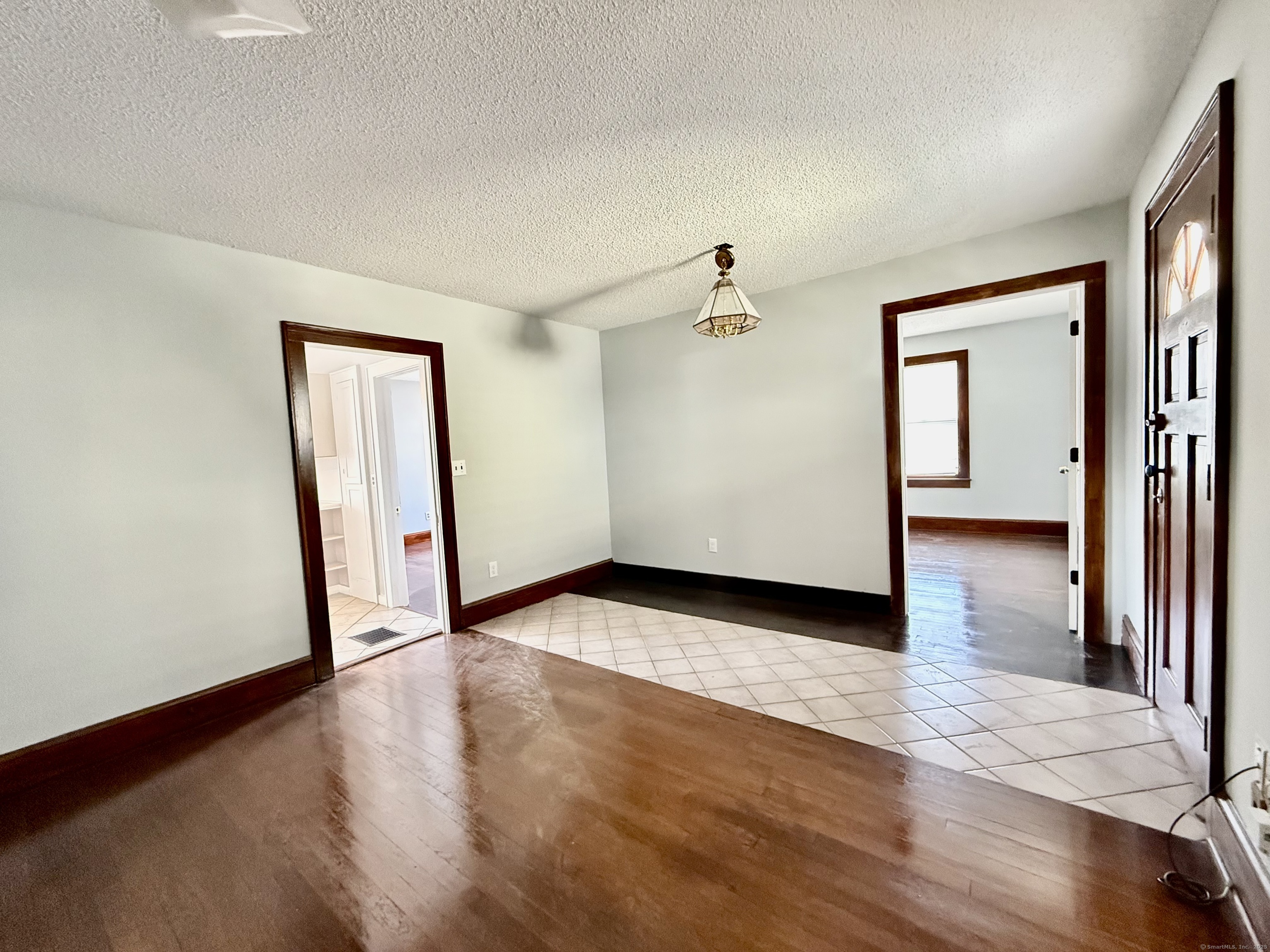 249 Yantic Street Property Photo 5