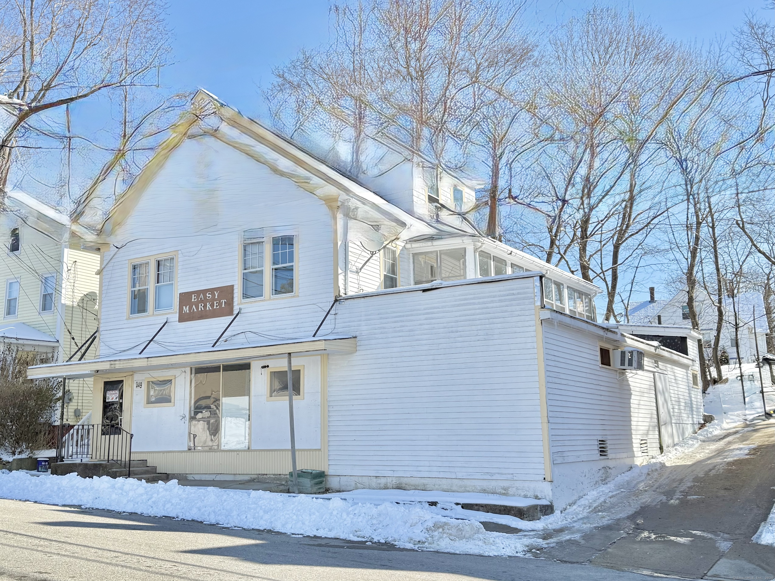249 Yantic Street Property Photo 33