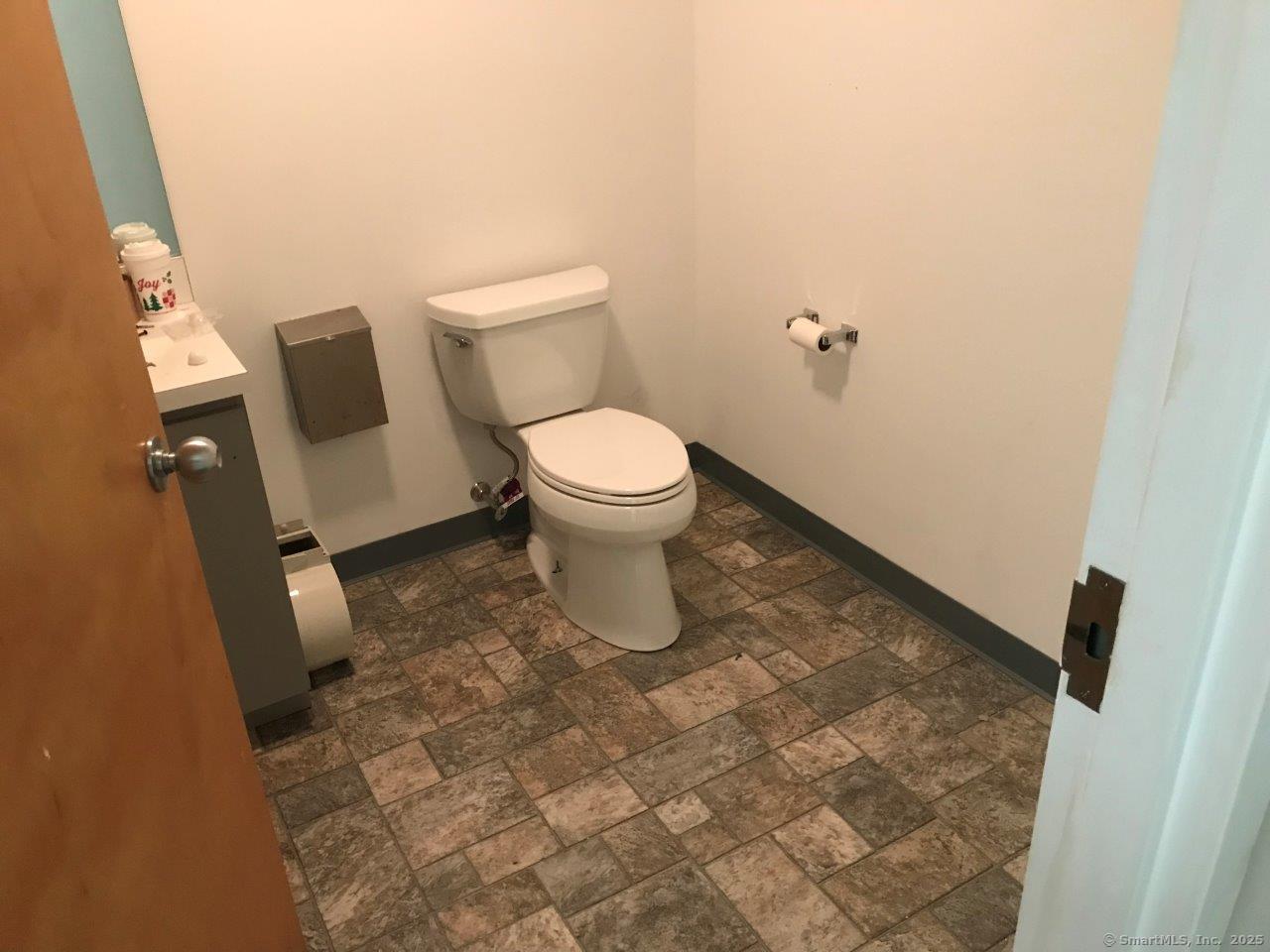 23 Francis J Clarke Circle Property Photo 6