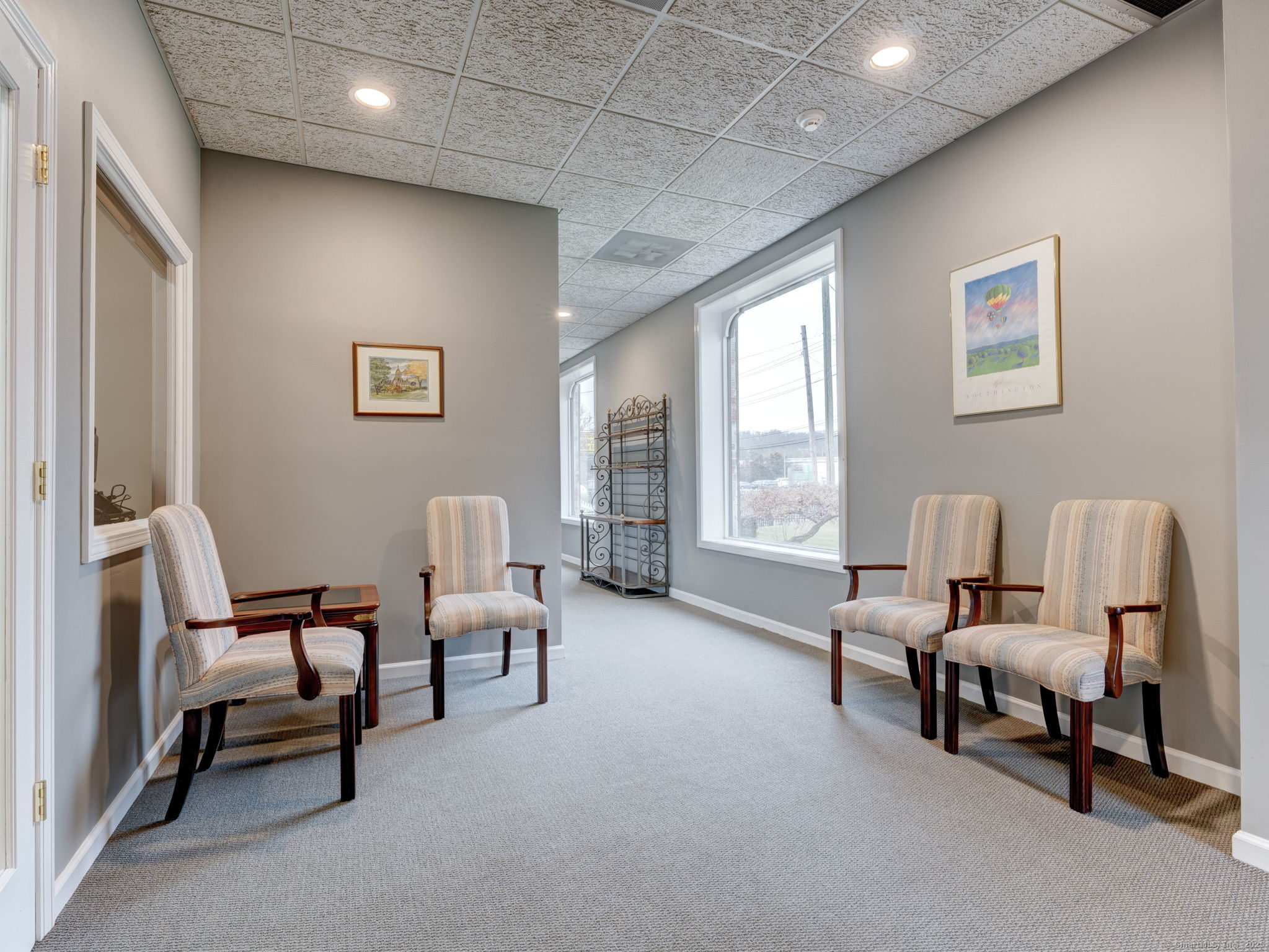 100 Queen 6 - C Street Property Photo 6
