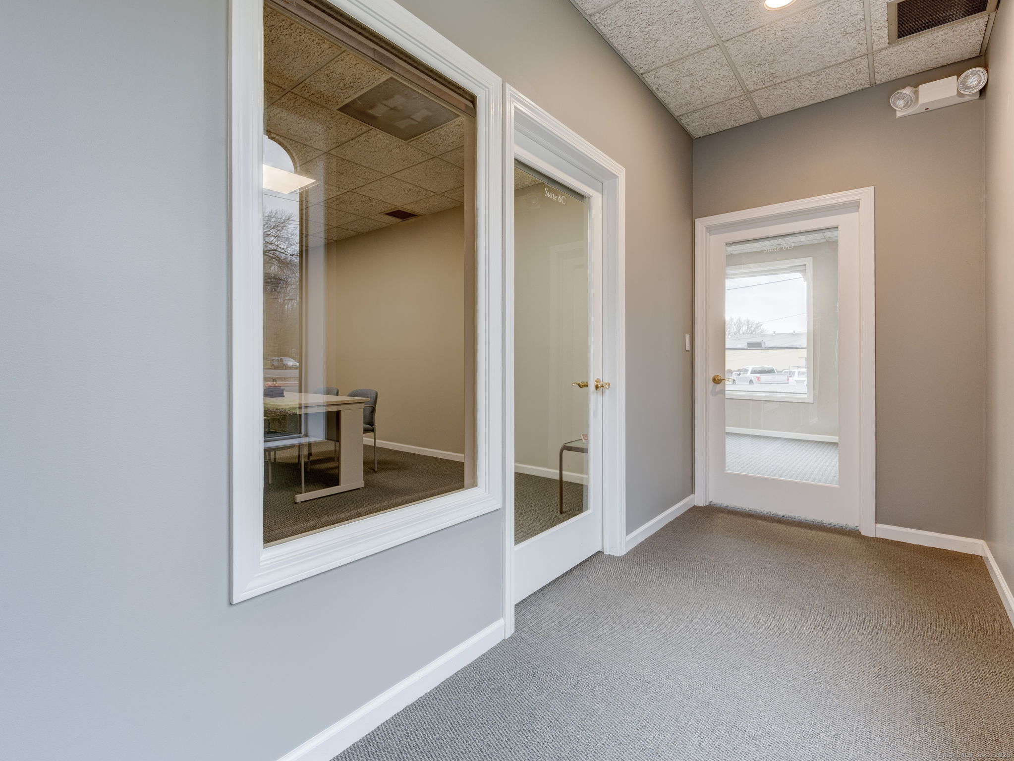 100 Queen 6 - C Street Property Photo 9