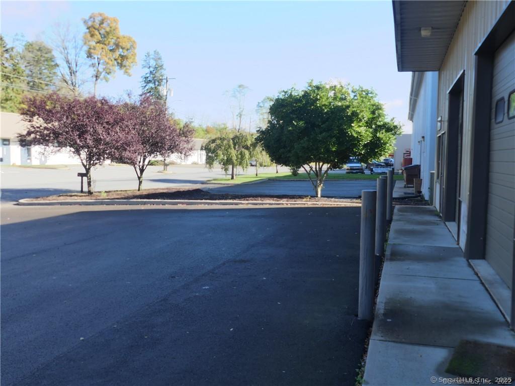 Undefined Property Photo 5