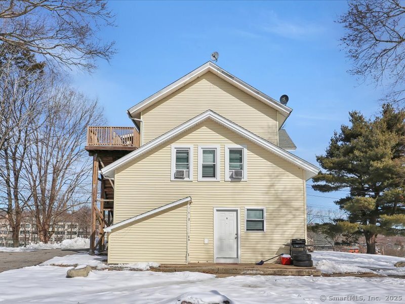 7 Park West Street Property Photo 6