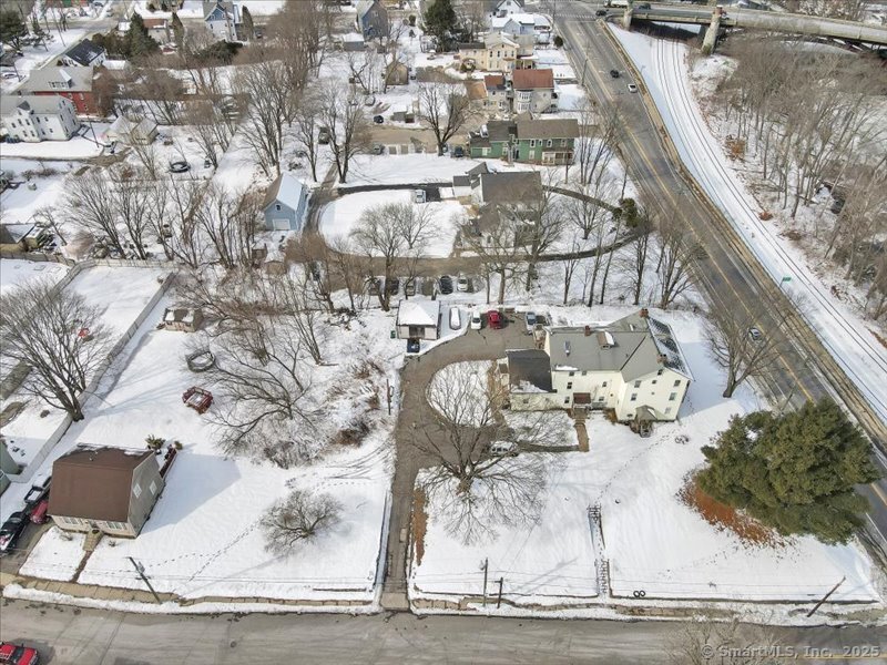 7 Park West Street Property Photo 13