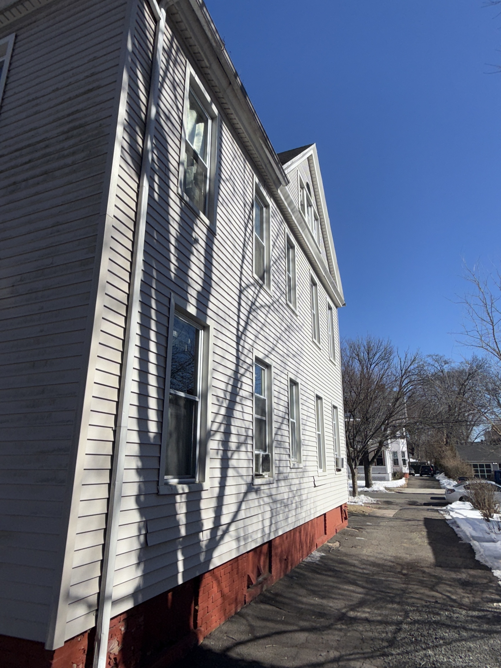 168 Ellsworth Avenue Property Photo 8