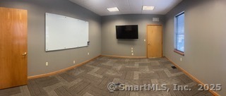 6 Creamery Brk Property Photo 4
