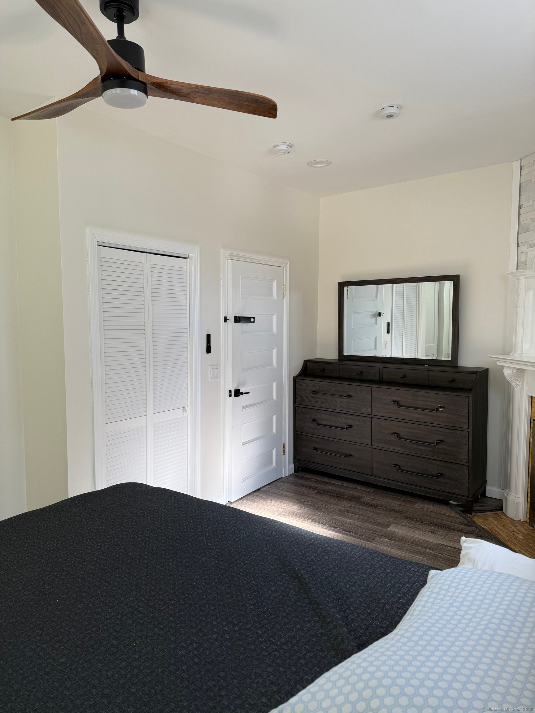 488 Prospect Avenue Property Photo 12
