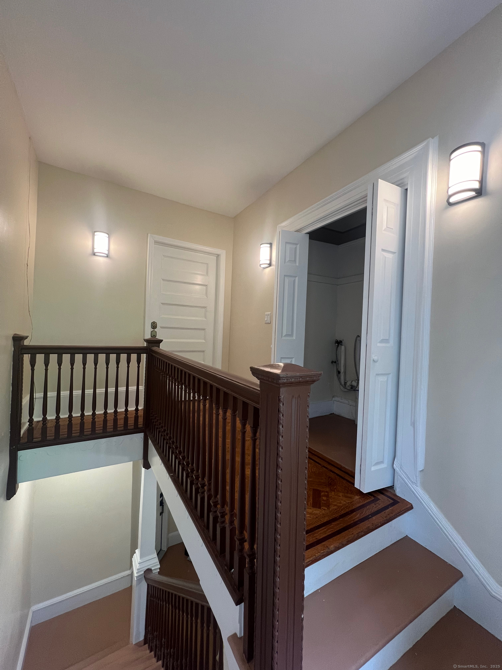488 Prospect Avenue Property Photo 16