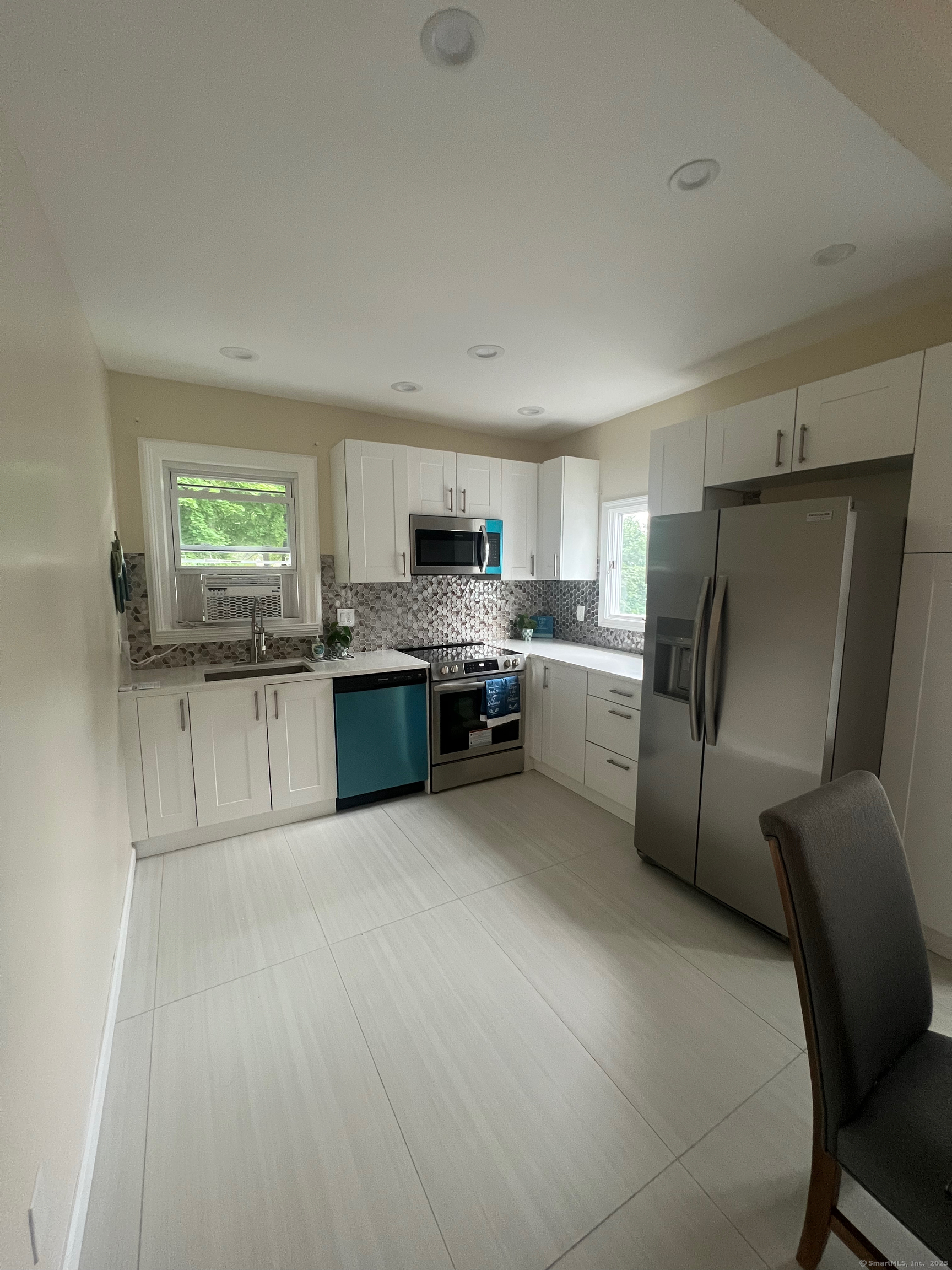 488 Prospect Avenue Property Photo 23
