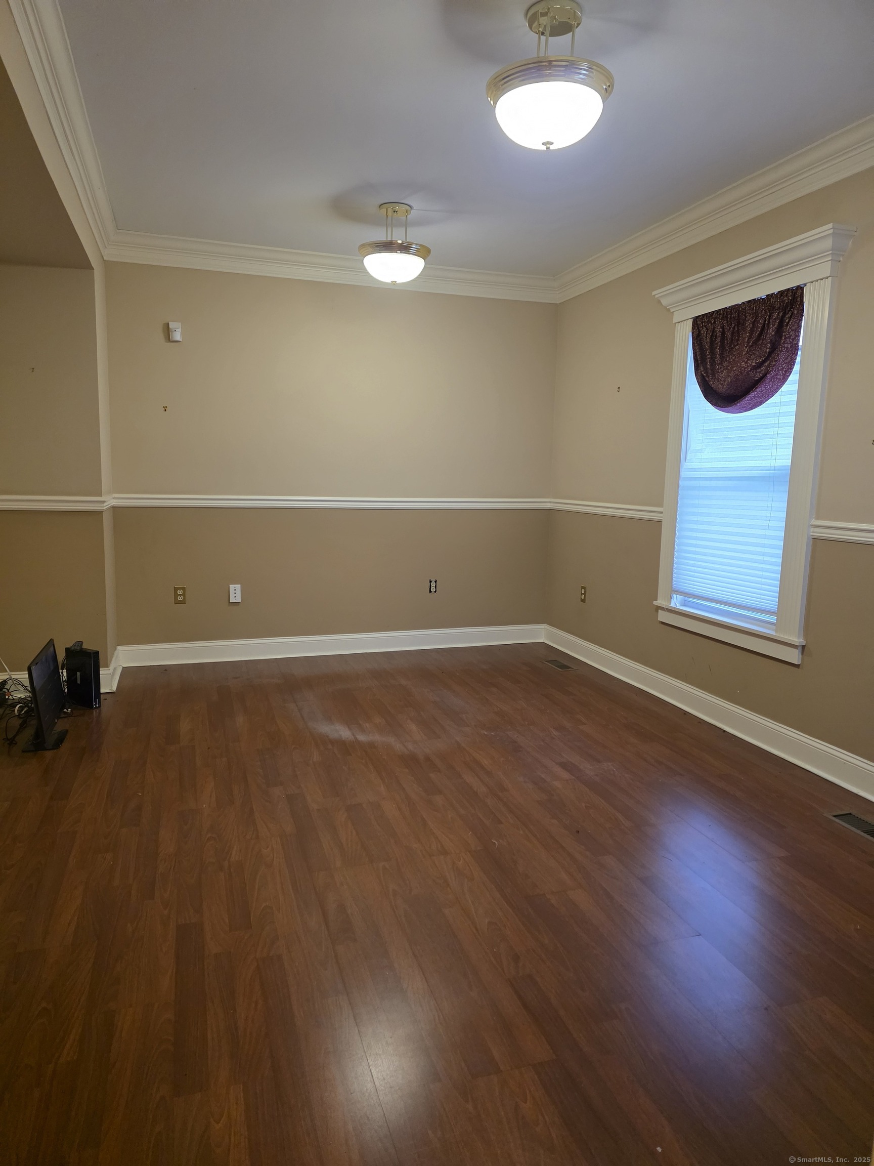 1164 Townsend Avenue Property Photo 6
