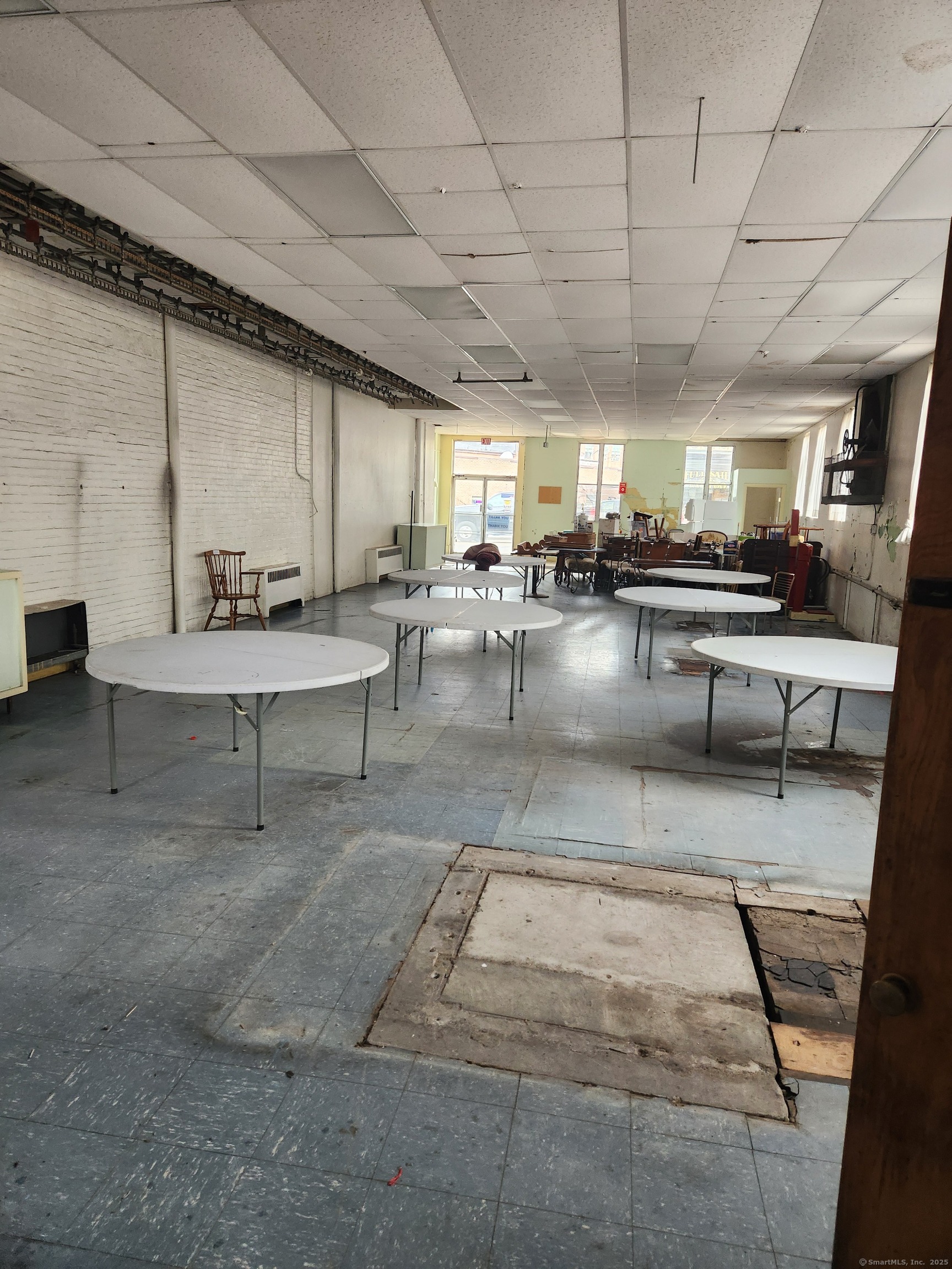 27 Main East Street Property Photo 12