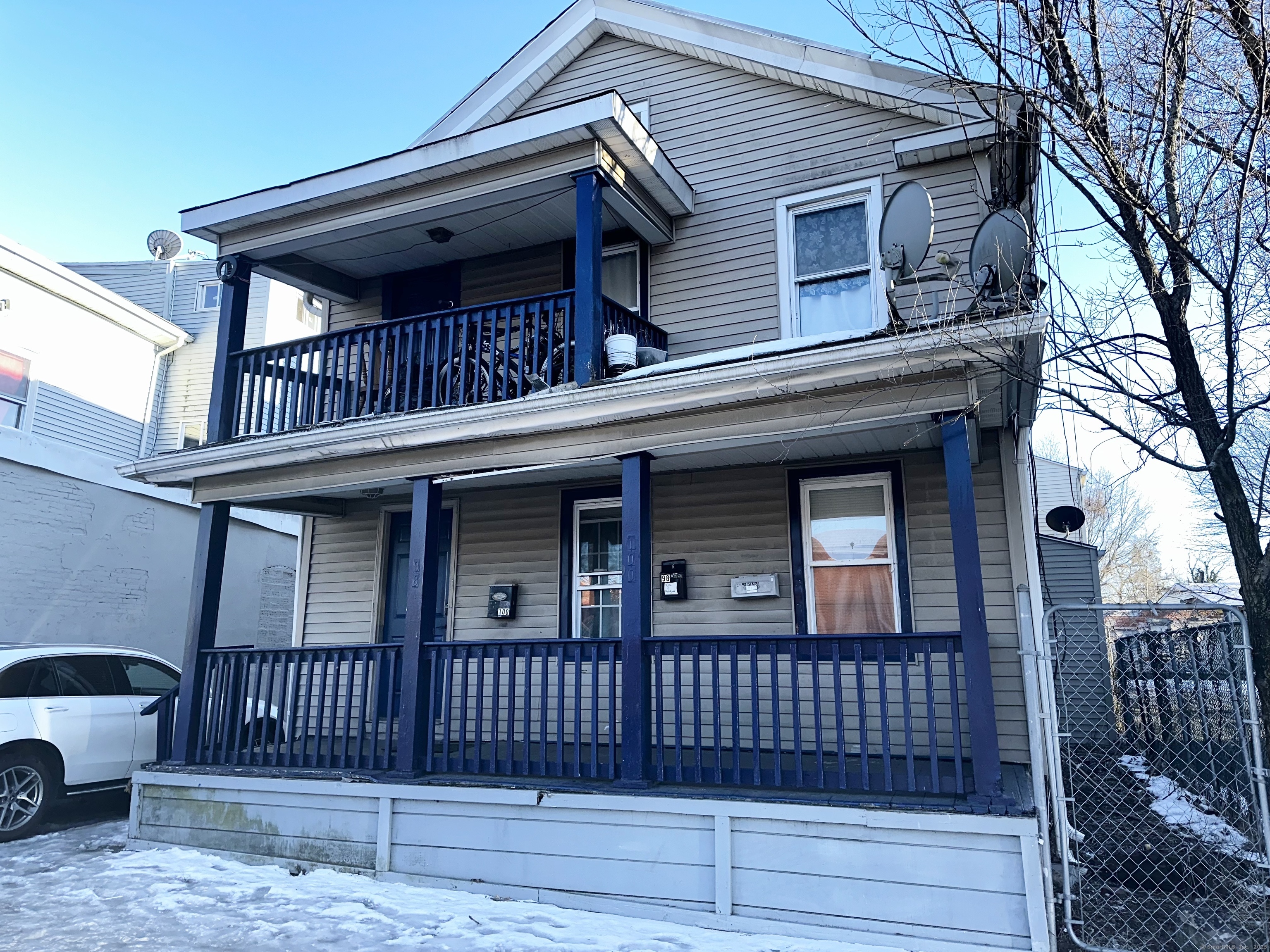 98 Sylvan Avenue Property Photo 1