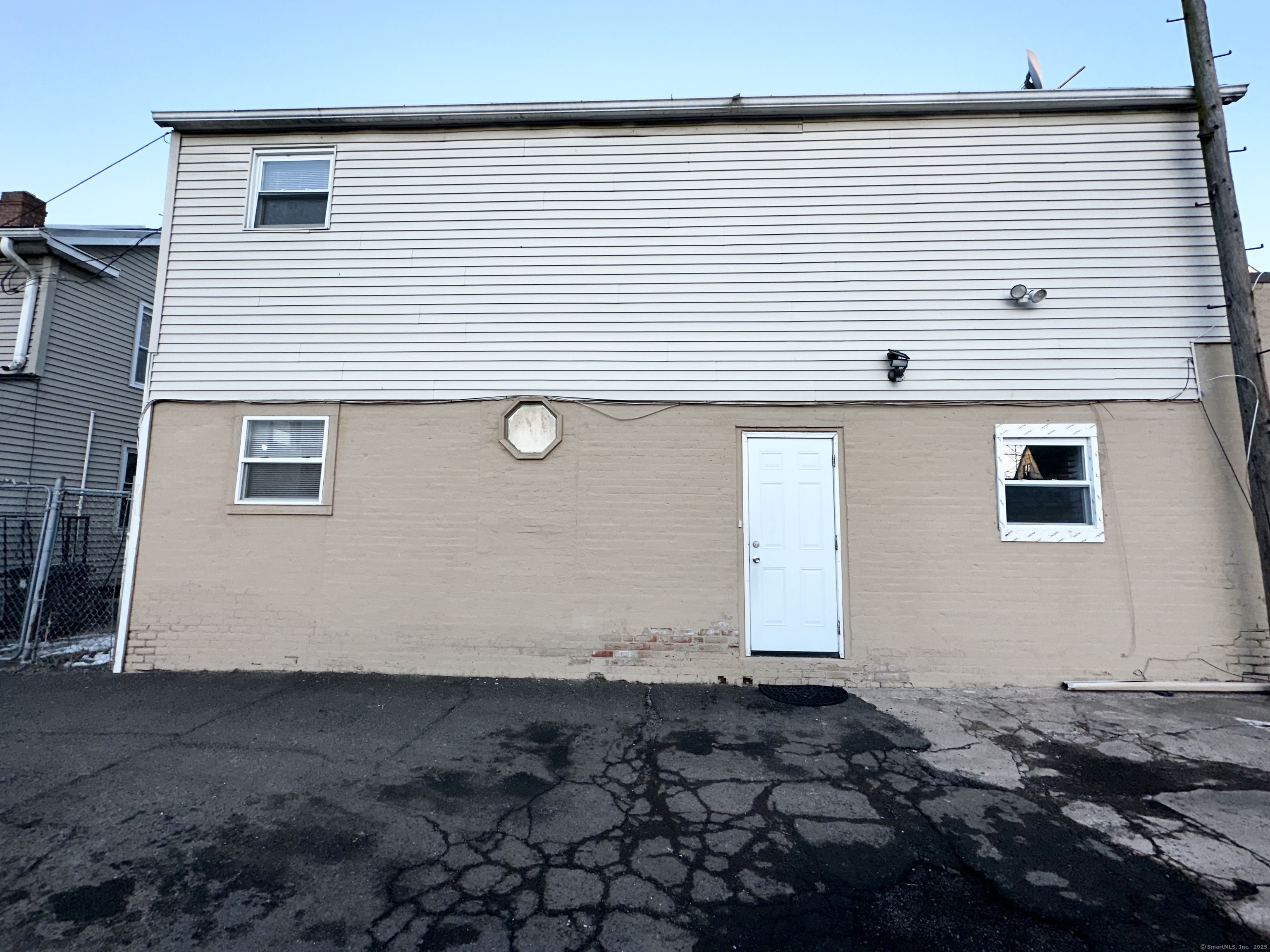 98 Sylvan Avenue Property Photo 25