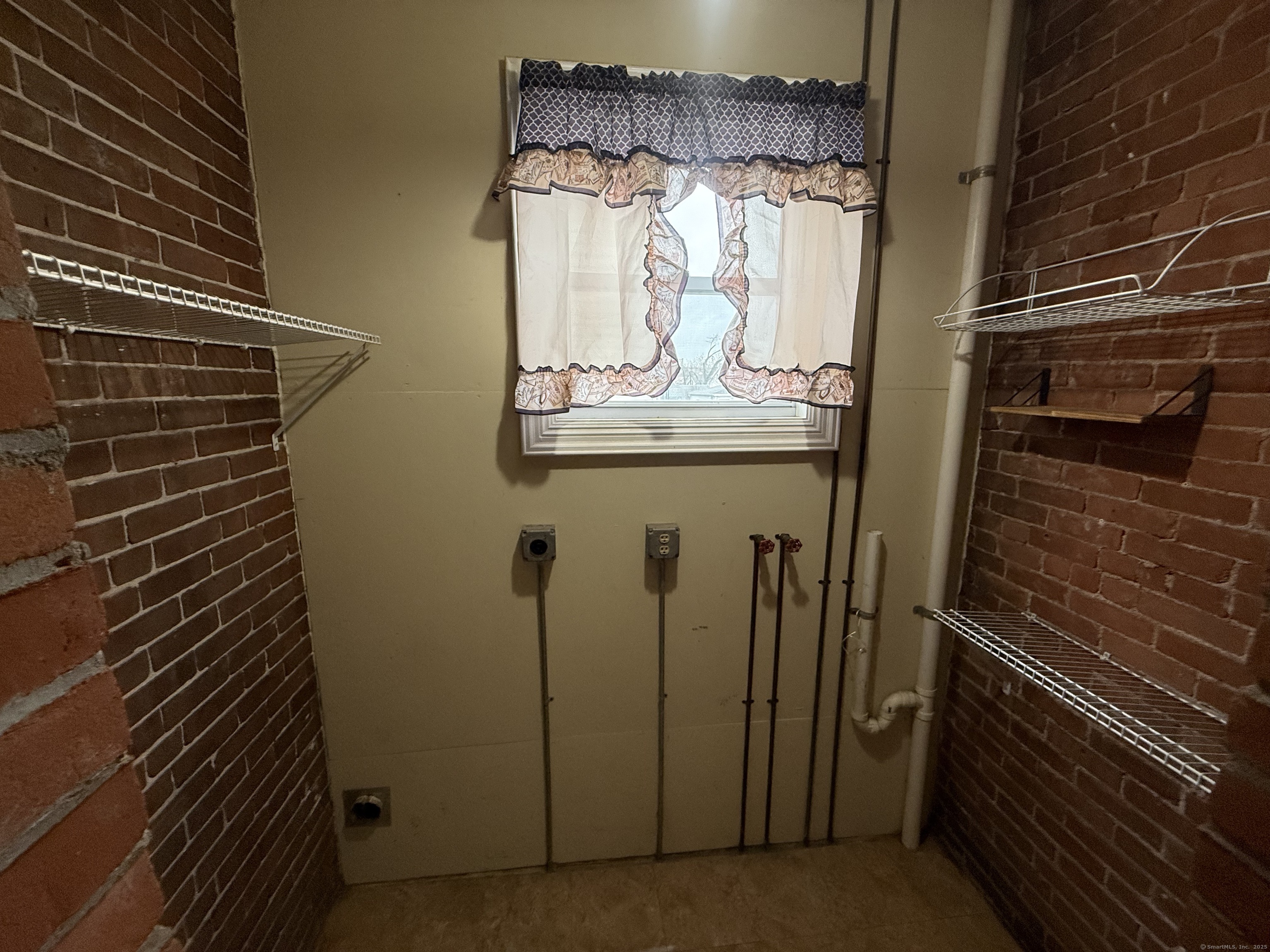 58 Houston Street Property Photo 18