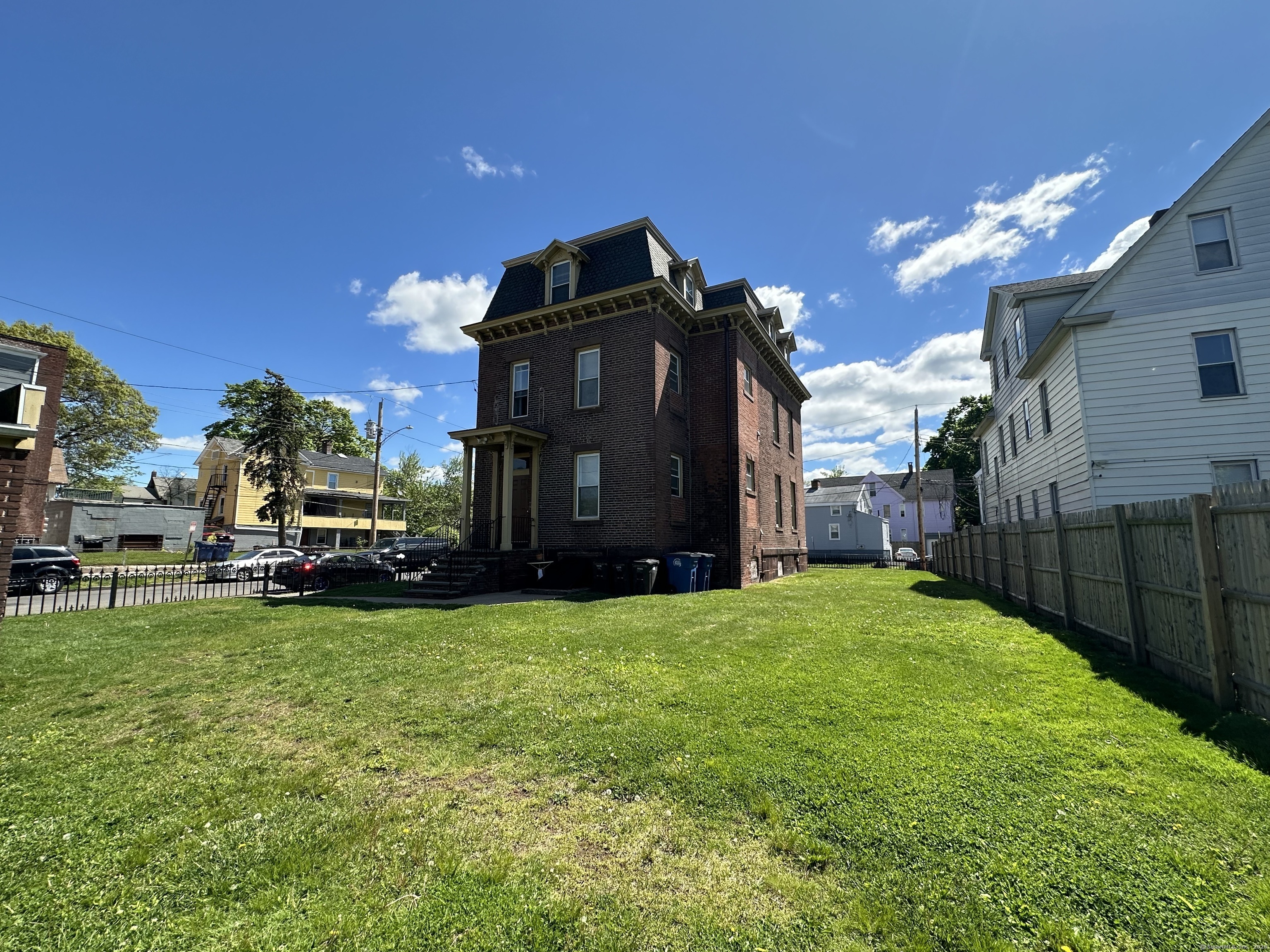 58 Houston Street Property Photo 28