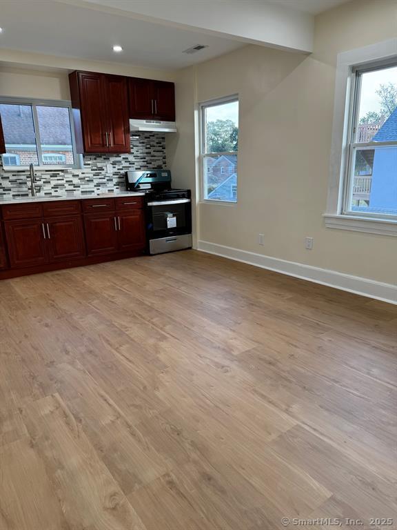 24076296 Property Photo 1