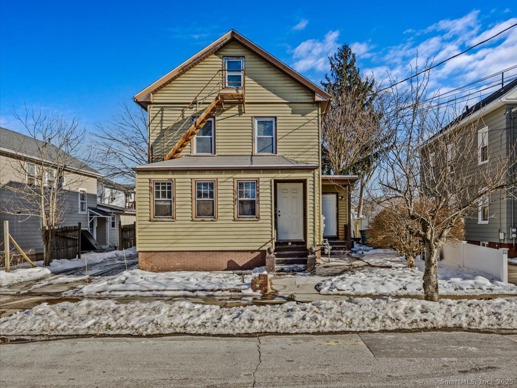 8 East Street Property Photo 1