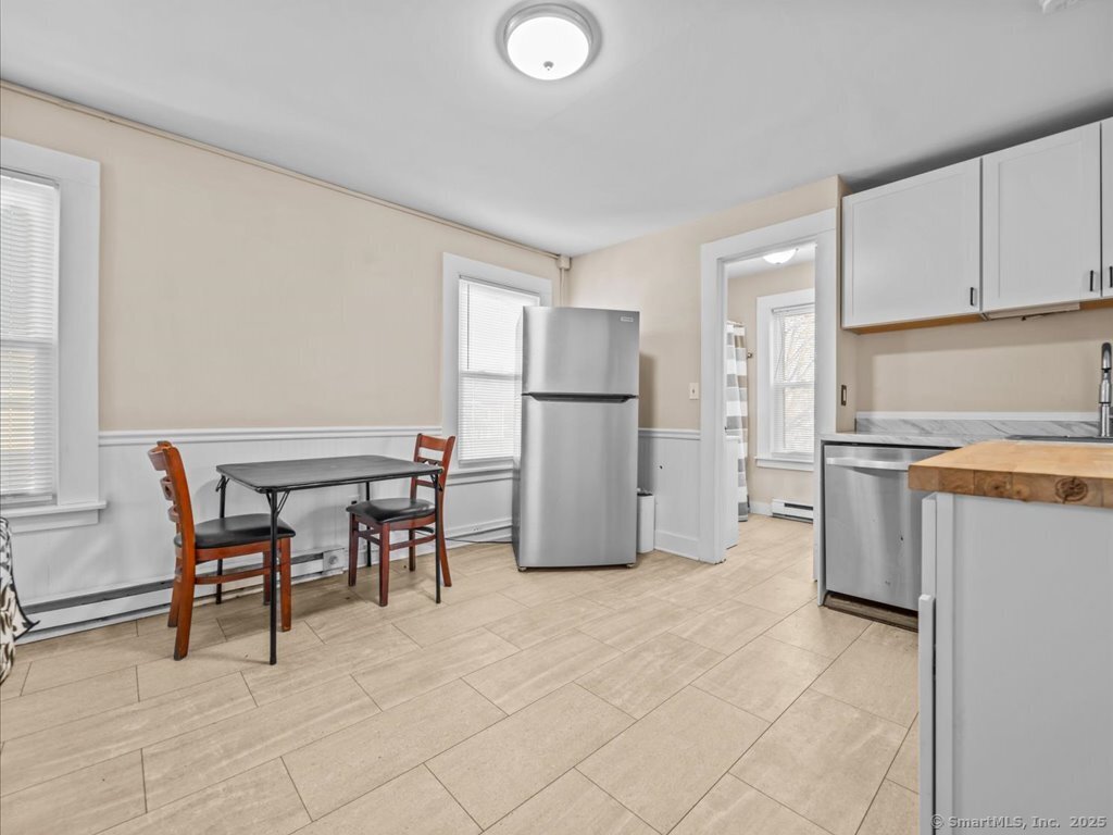 8 East Street Property Photo 5