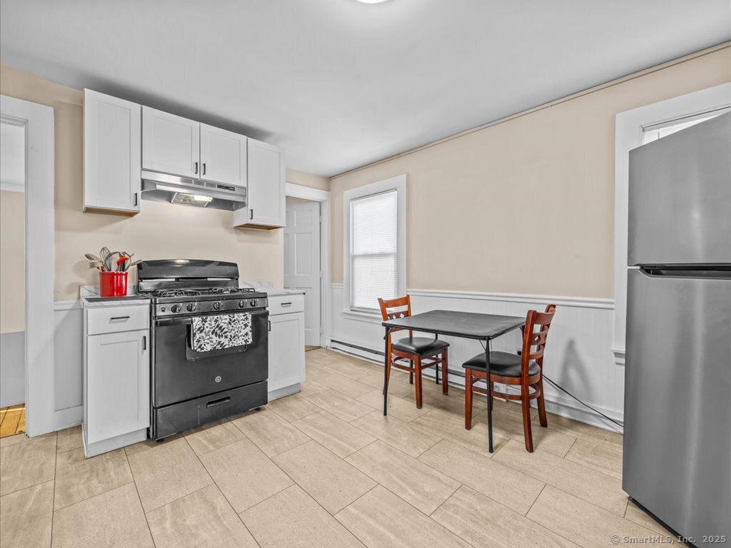 8 East Street Property Photo 6