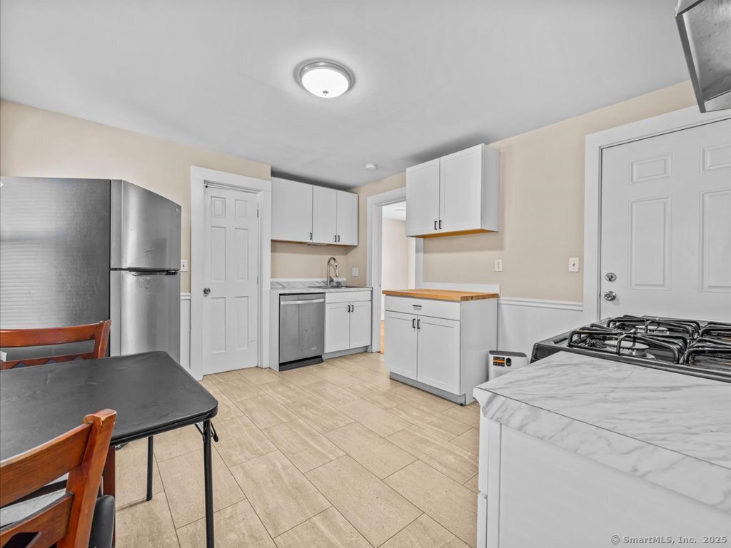 8 East Street Property Photo 8