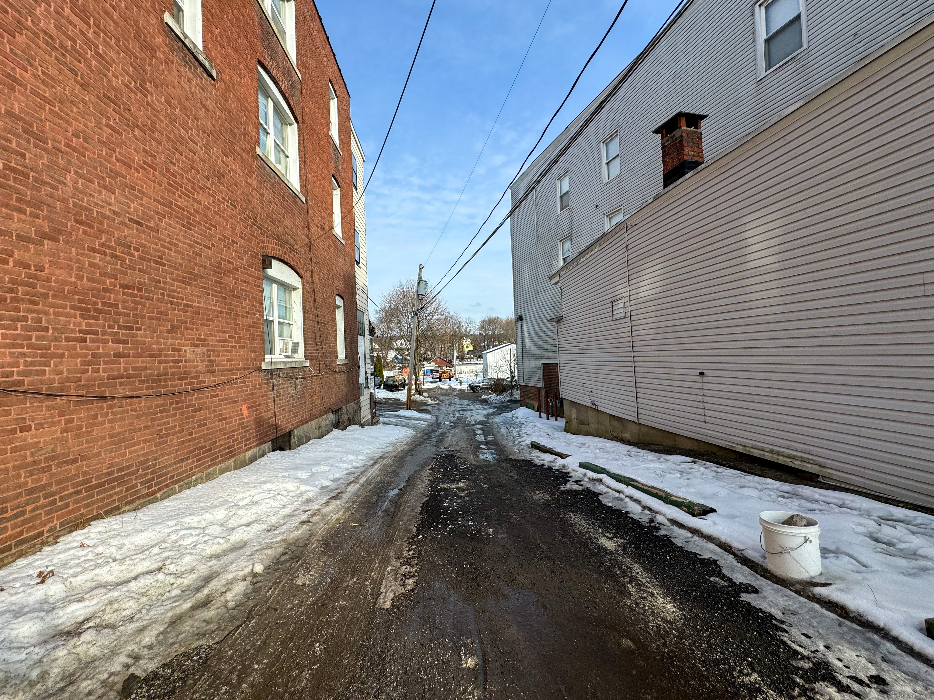 482 Main Street Property Photo 24