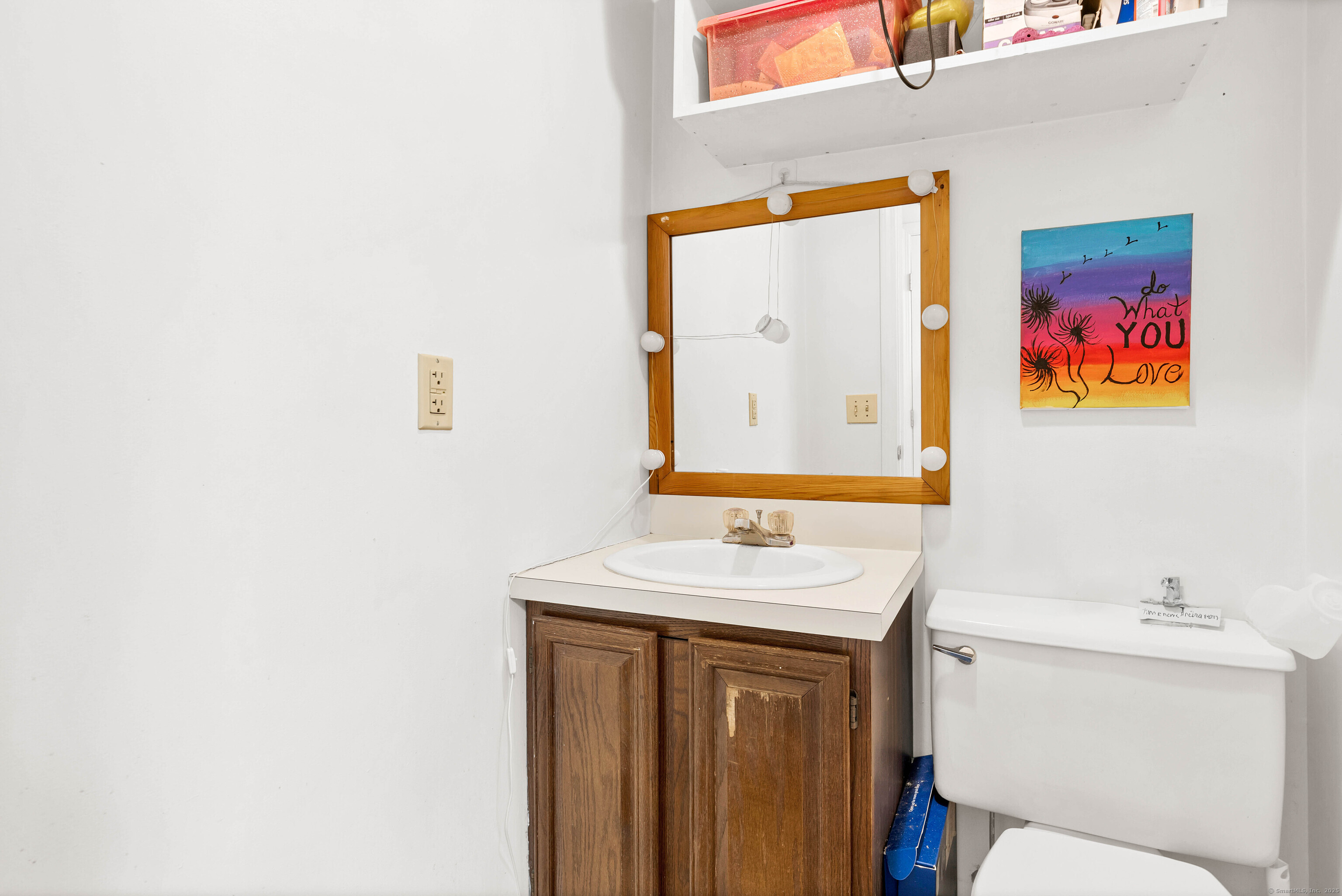 200 Kimberly Avenue Property Photo 21