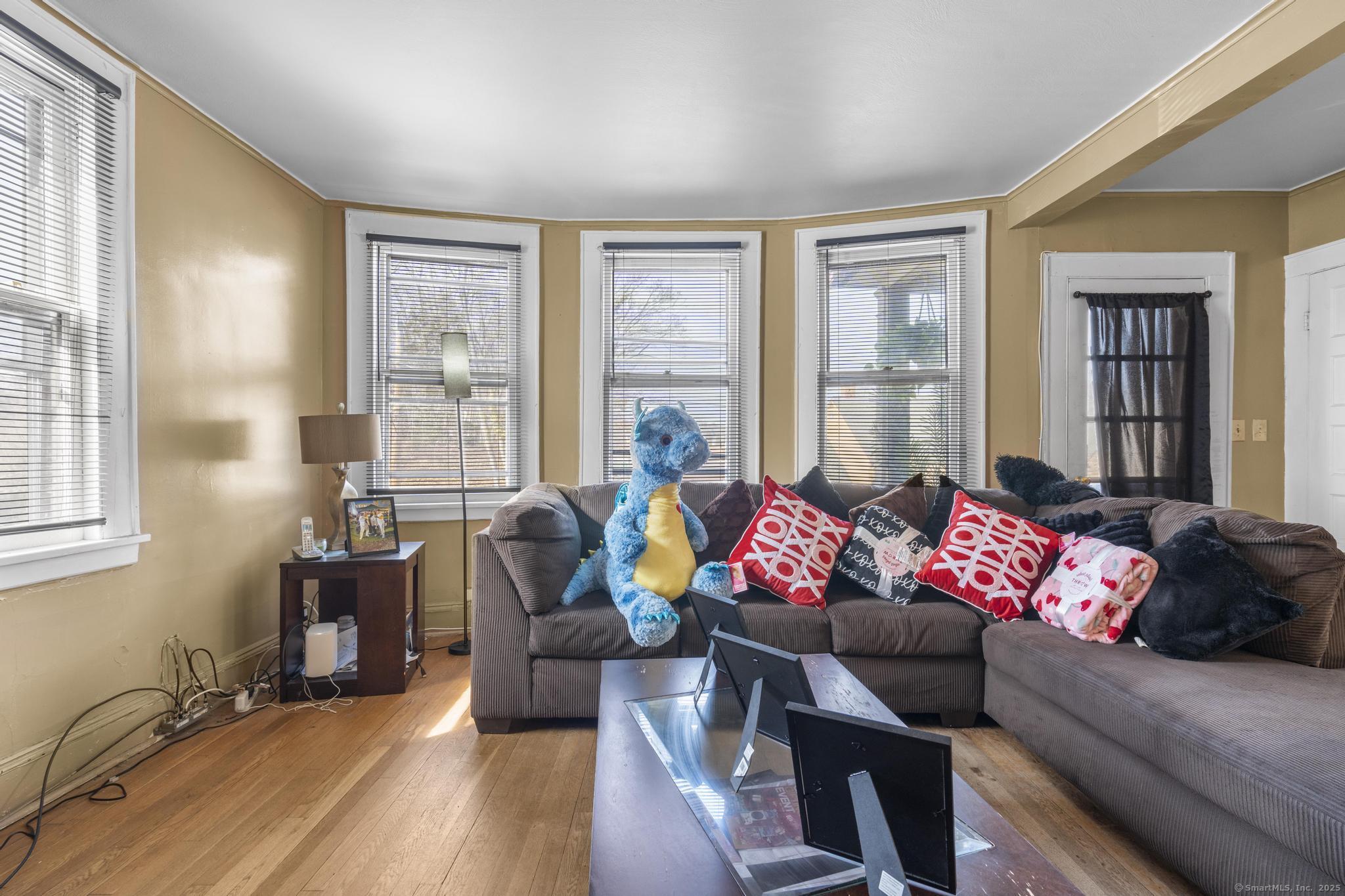 15 Holbrook Place Property Photo 14