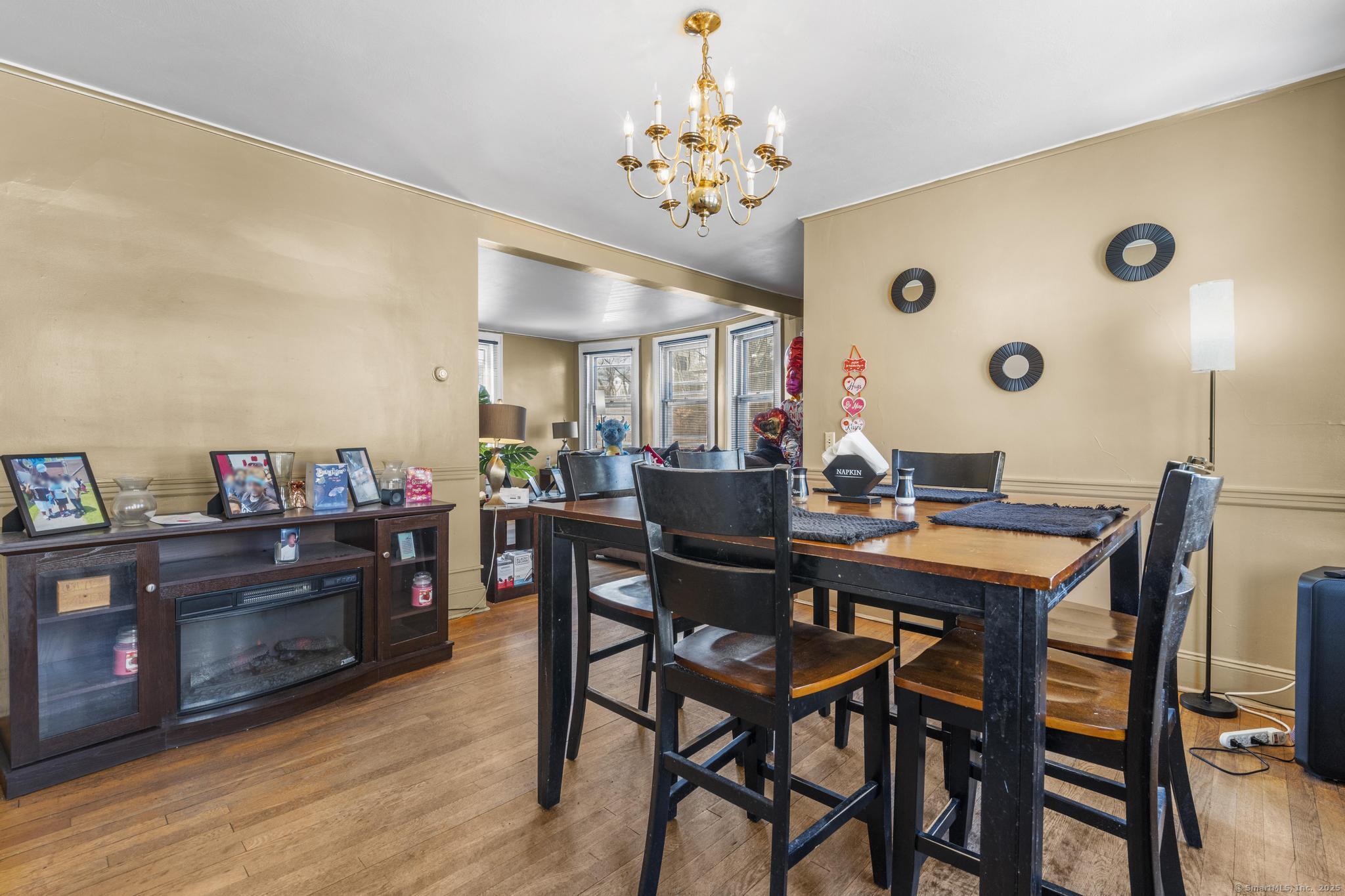 15 Holbrook Place Property Photo 16