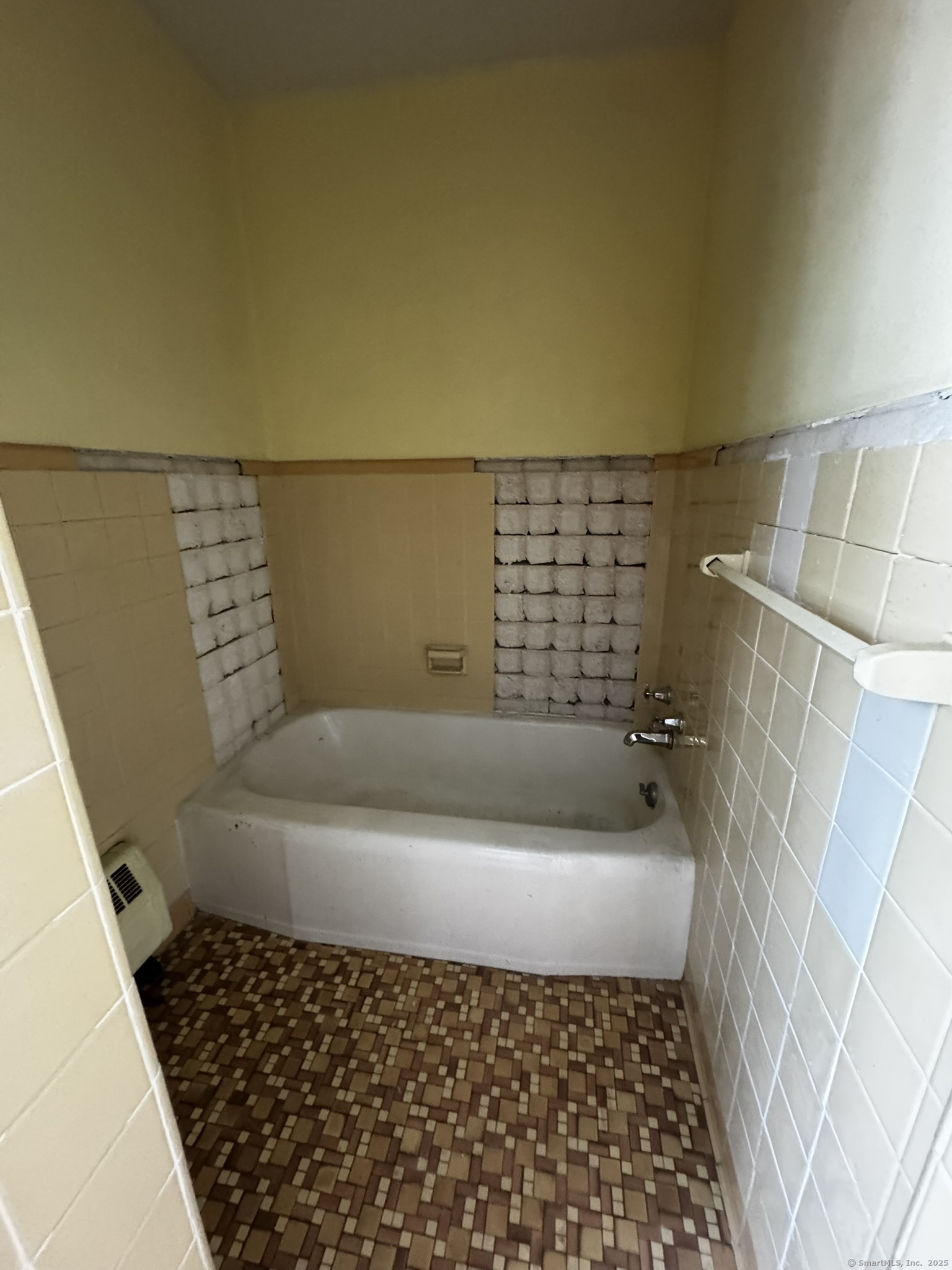 11 Charter Oak Place Property Photo 12