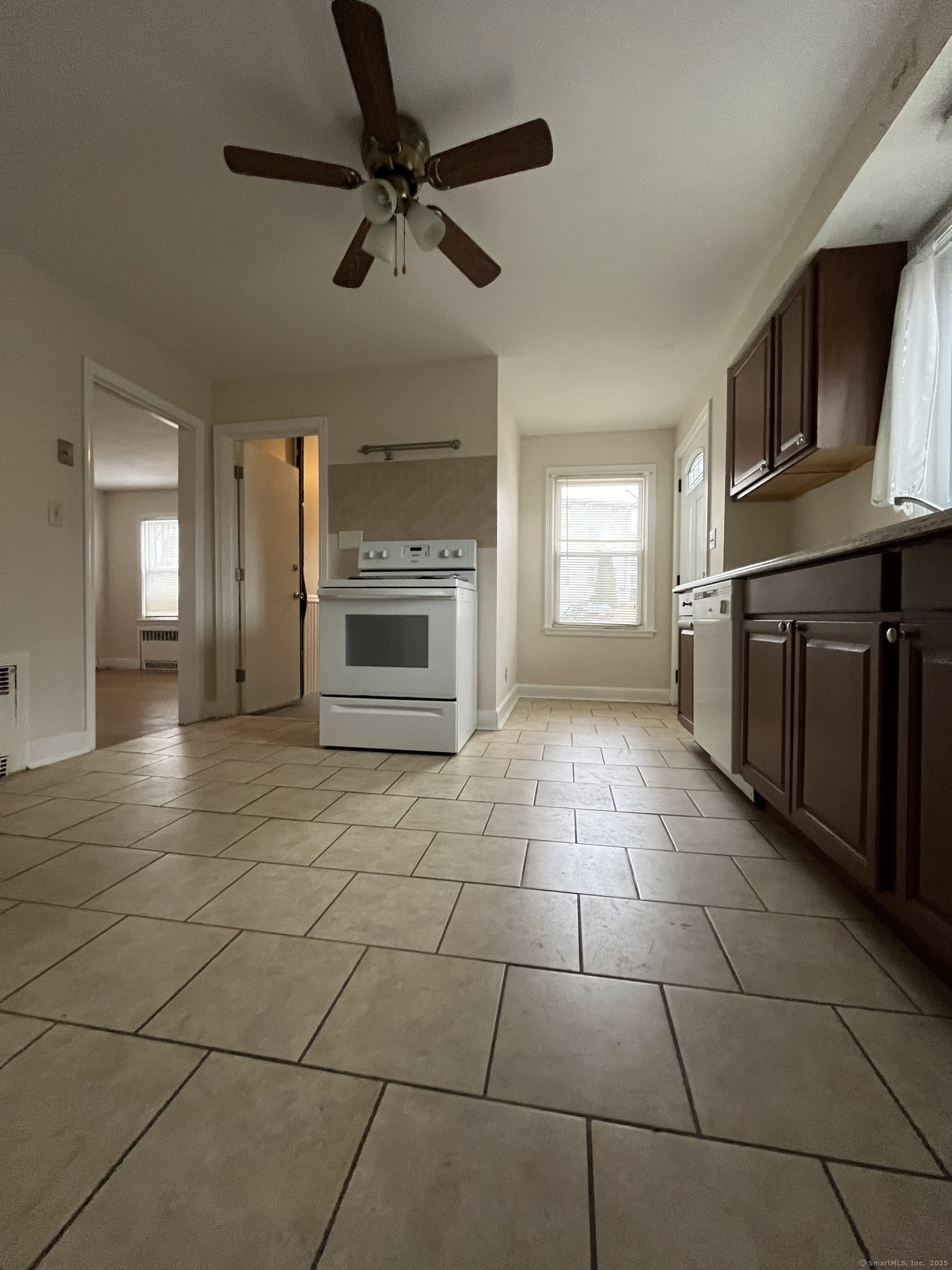 8 Locust Street Property Photo 5
