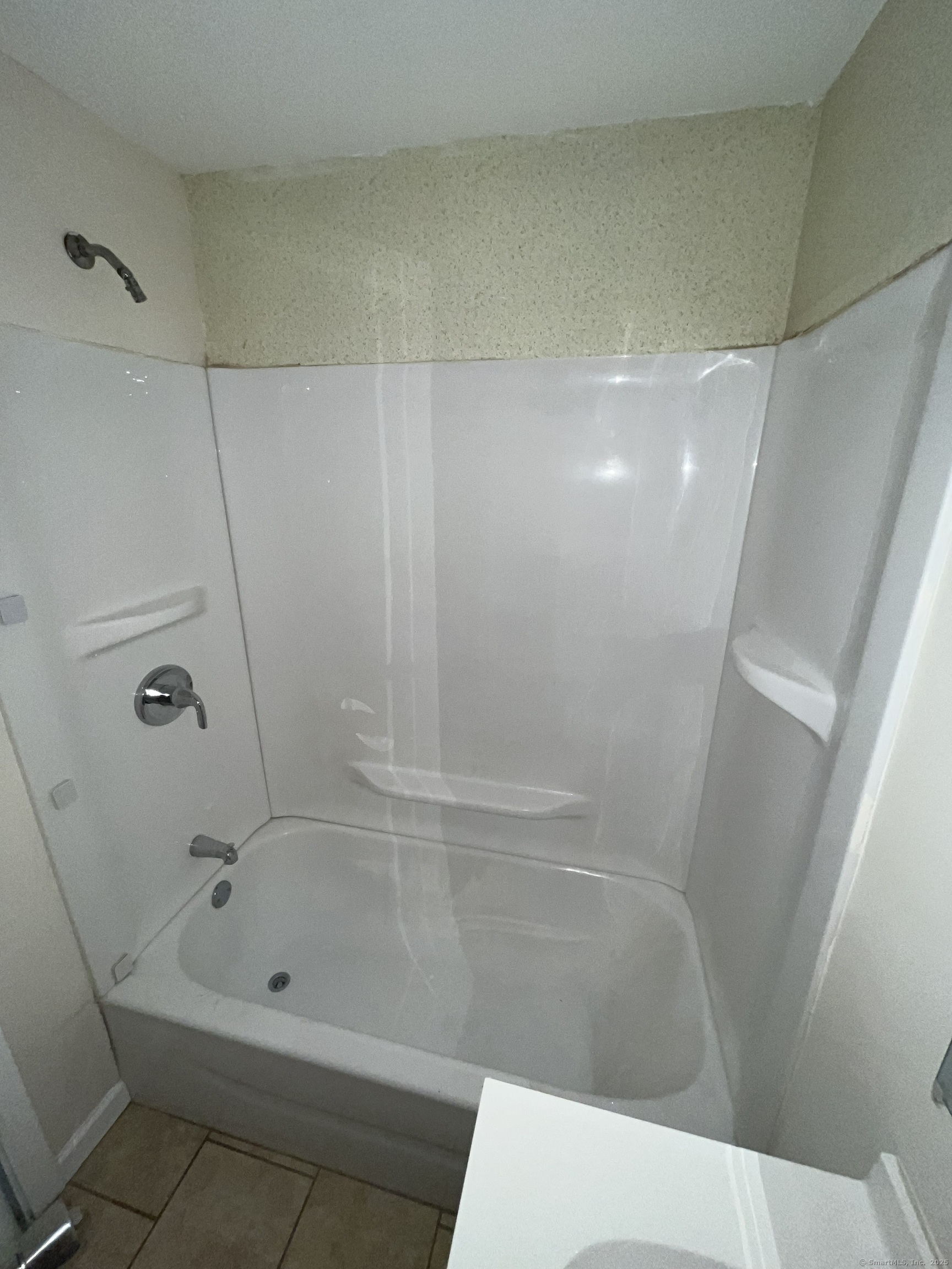 8 Locust Street Property Photo 7